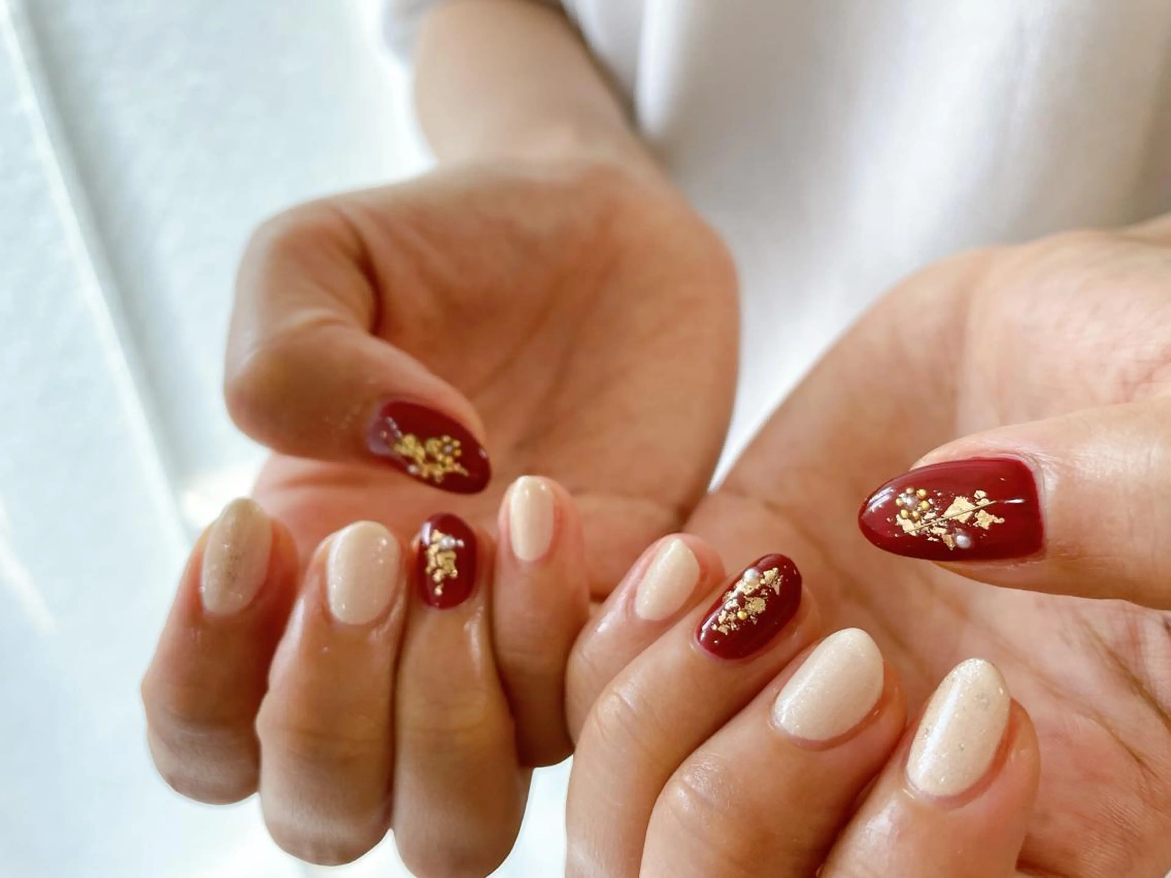 ネイル オーロラネイル フラワーネイル フットネイル フレンチネイル ジェルネイル mogunail &blowのネイルデザイン