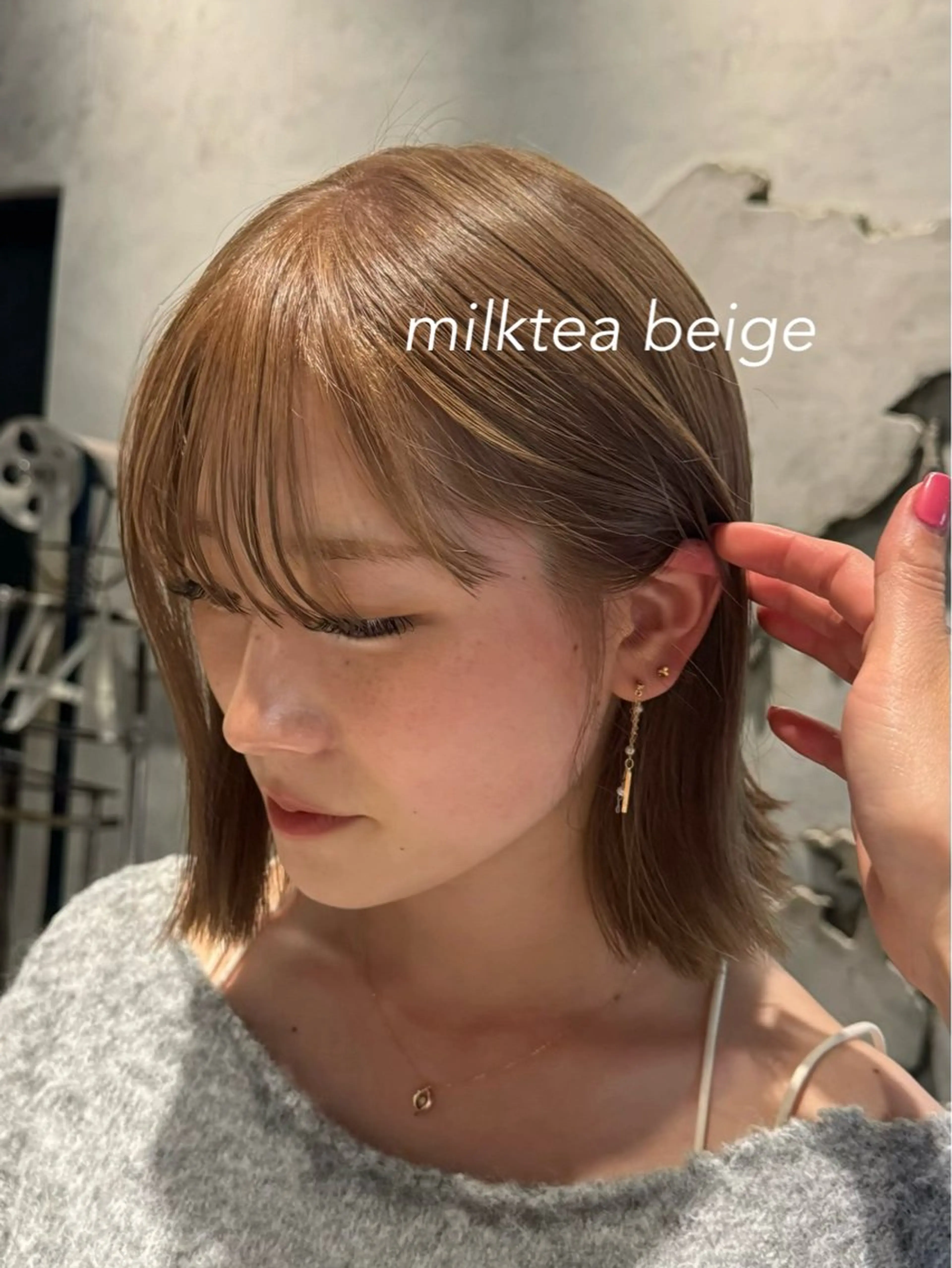 ミディアム カラー ヘアアレンジ ブリーチ ダブルカラー ブリーチなしカラー ボブ 顔周りカット×透明感 カラー💫AINAのヘアスタイル
