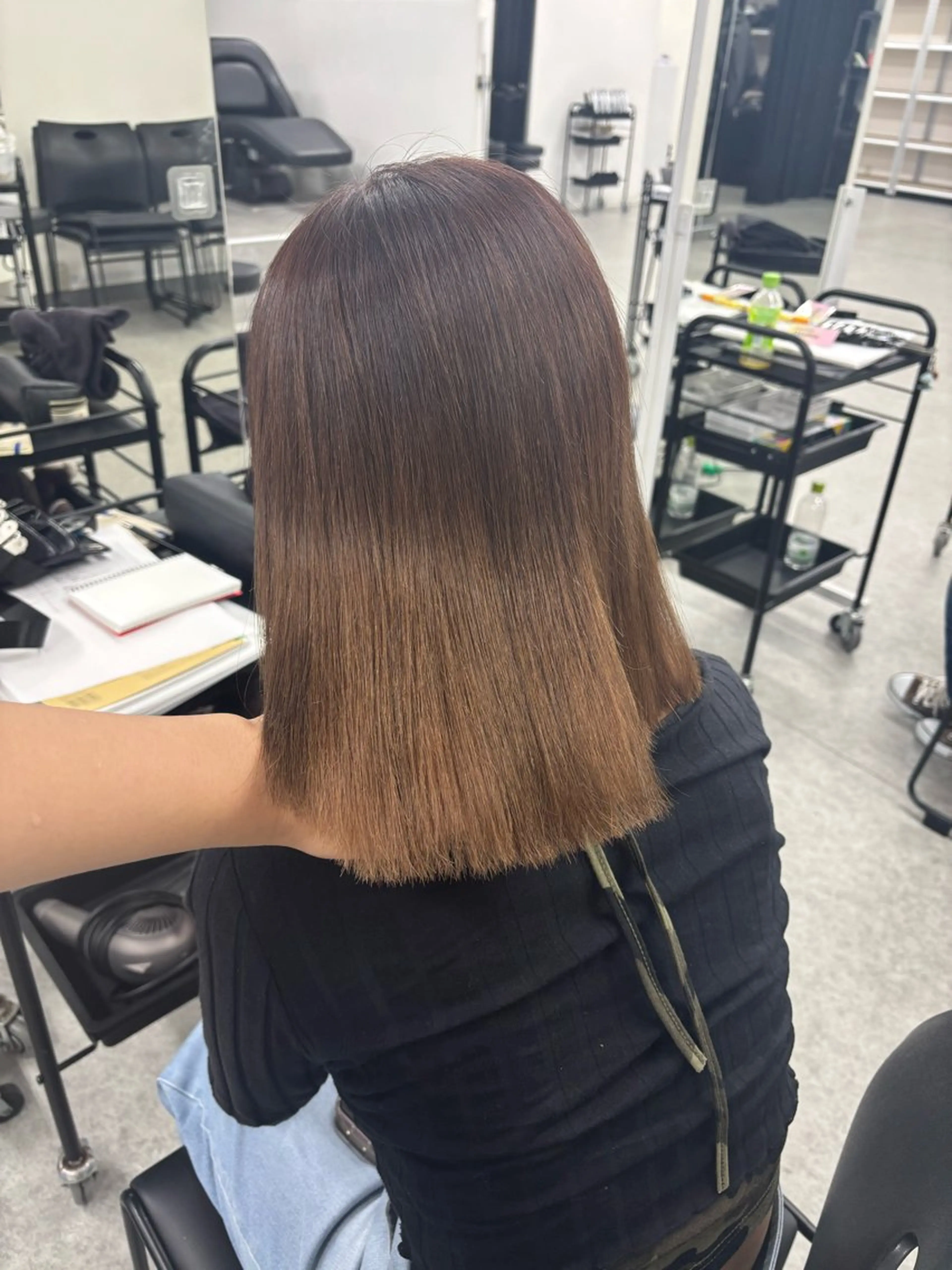 セミロング トリートメント 奥冨 歩乃佳のヘアスタイル