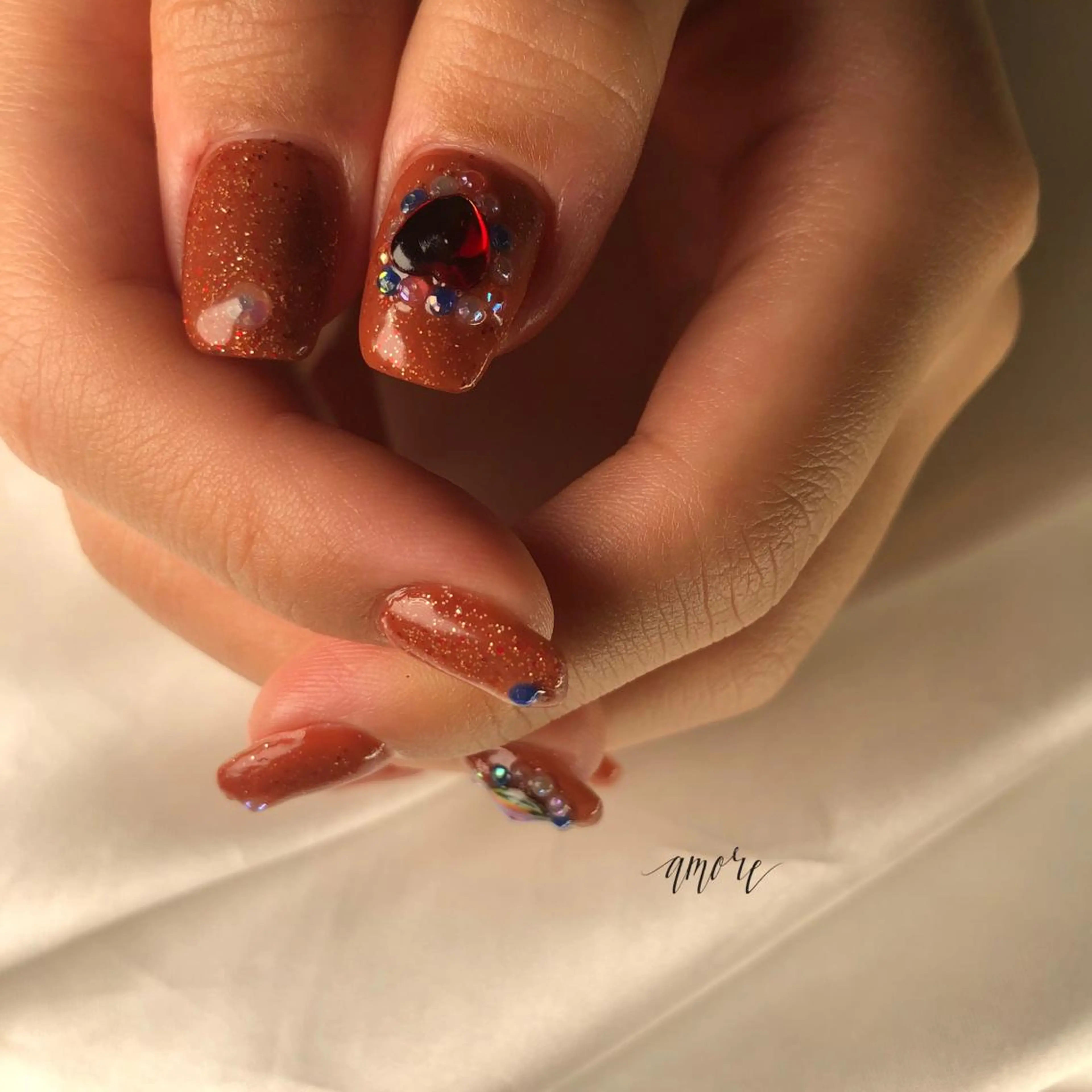 ネイル ジェルネイル 氷ネイル・うるうるネイル キラキラネイル マグネットネイル ミラーネイル You kyehwaのネイルデザイン