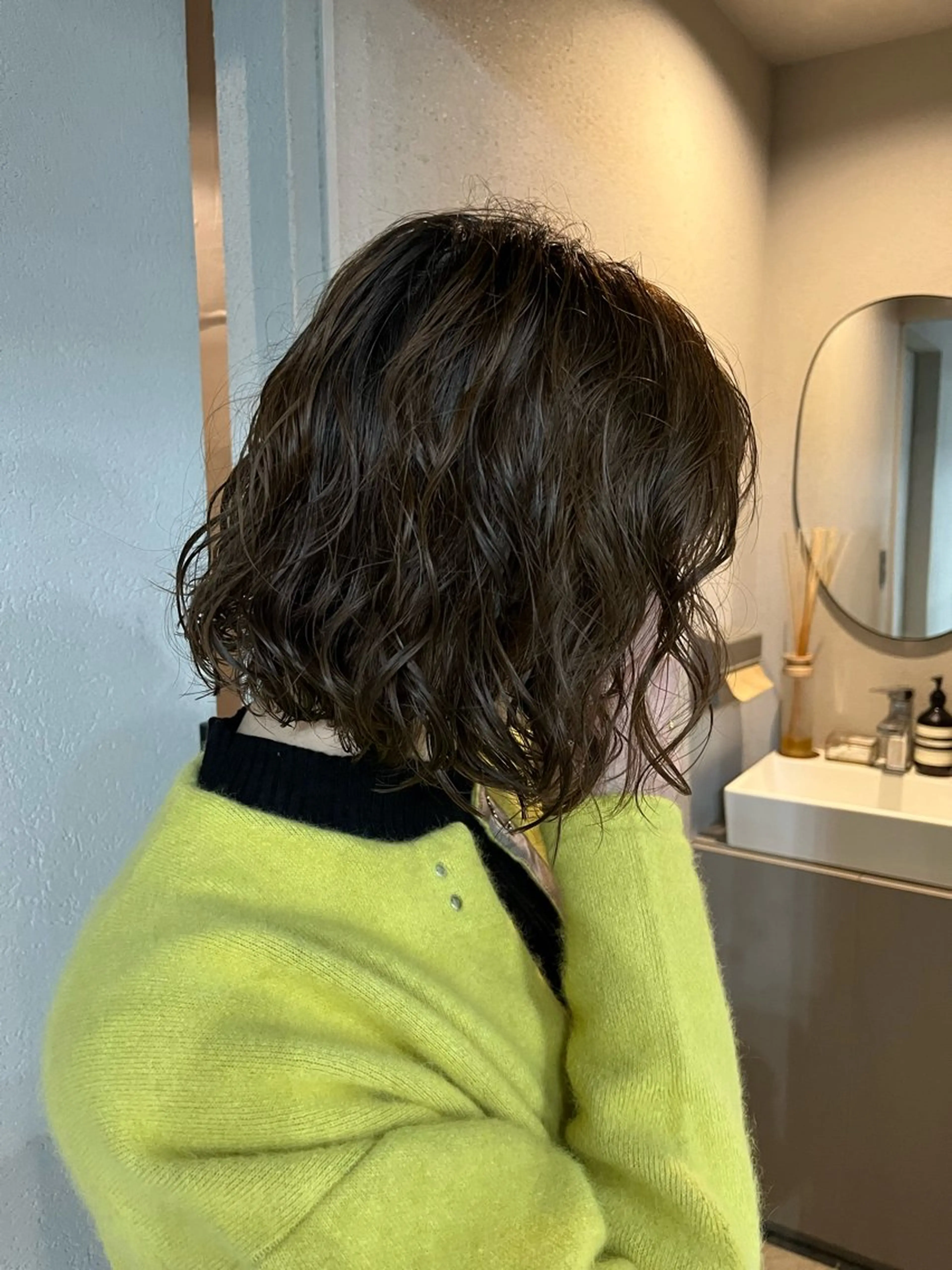 ミディアム カラー パーマ カット ヘアカラー トリートメント 表参道🌿赤み消し カラー/チナツのヘアスタイル