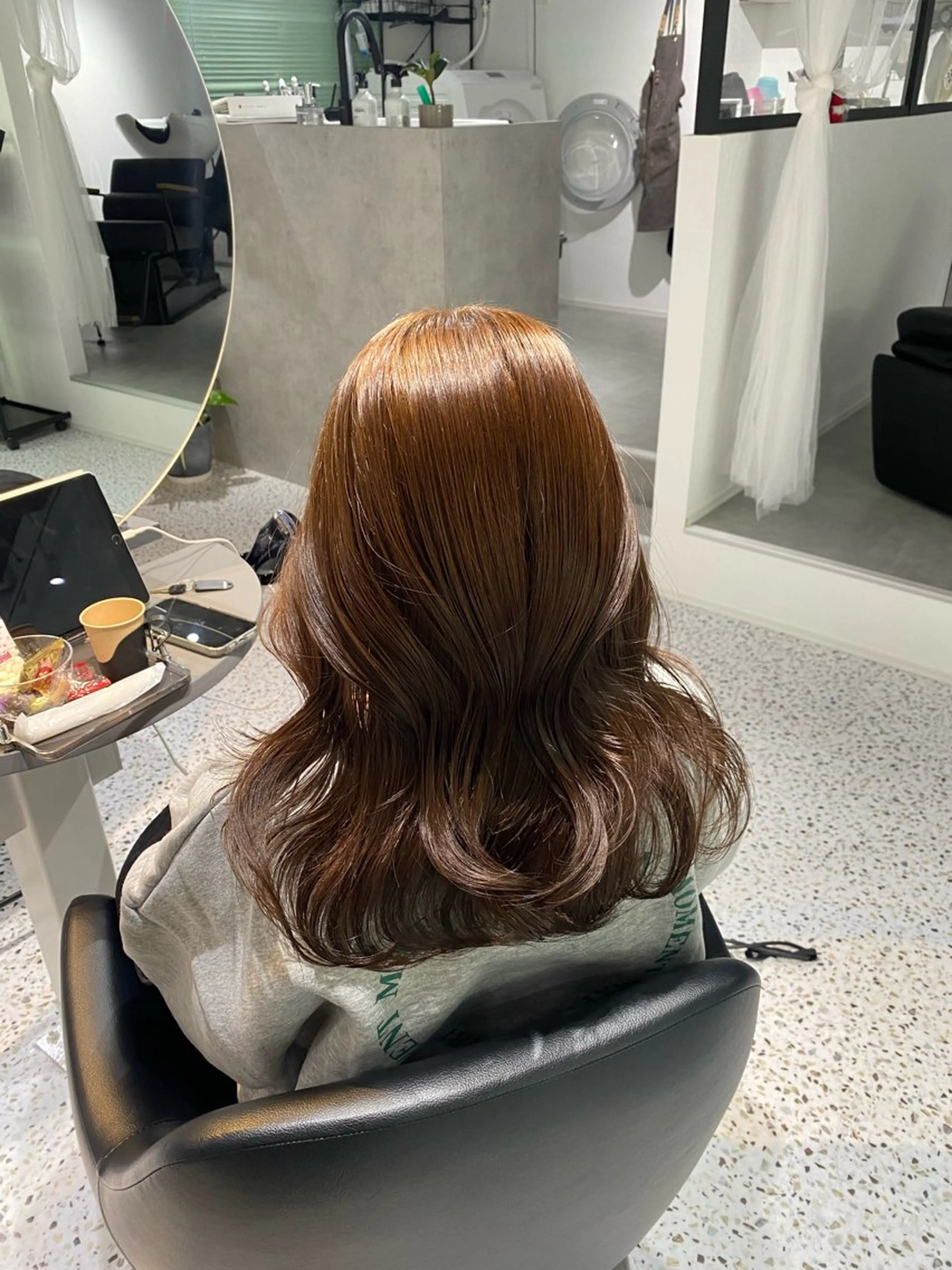 ミディアム カラー パーマ ヘアアレンジ メンズ ベージュカラー ミルクティーベージュ カット ヘアカラー 💖横浜ブリーチなし 💖MIHOのヘアスタイル