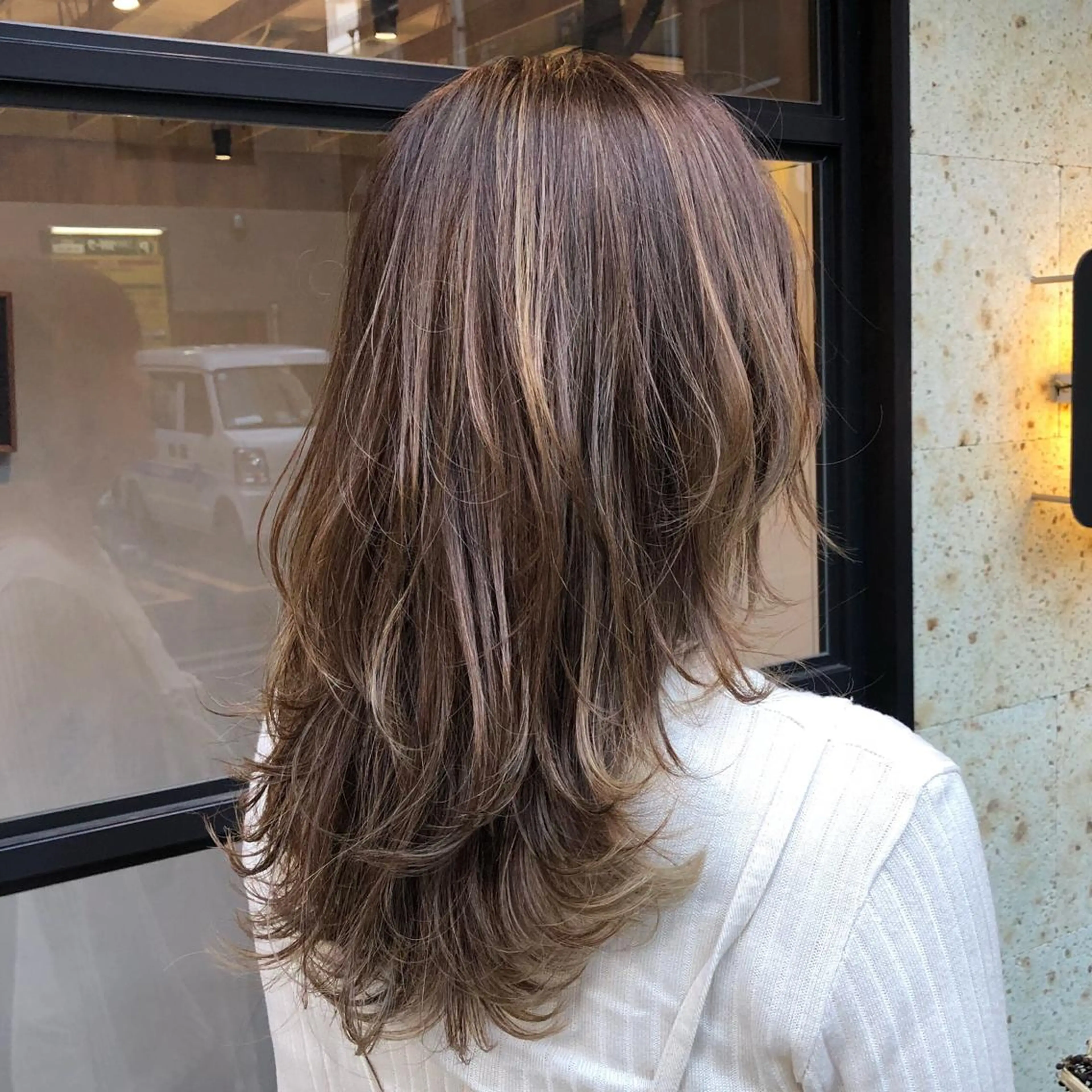 セミロング カラーモデル募集中 美容室ハピスのヘアスタイル