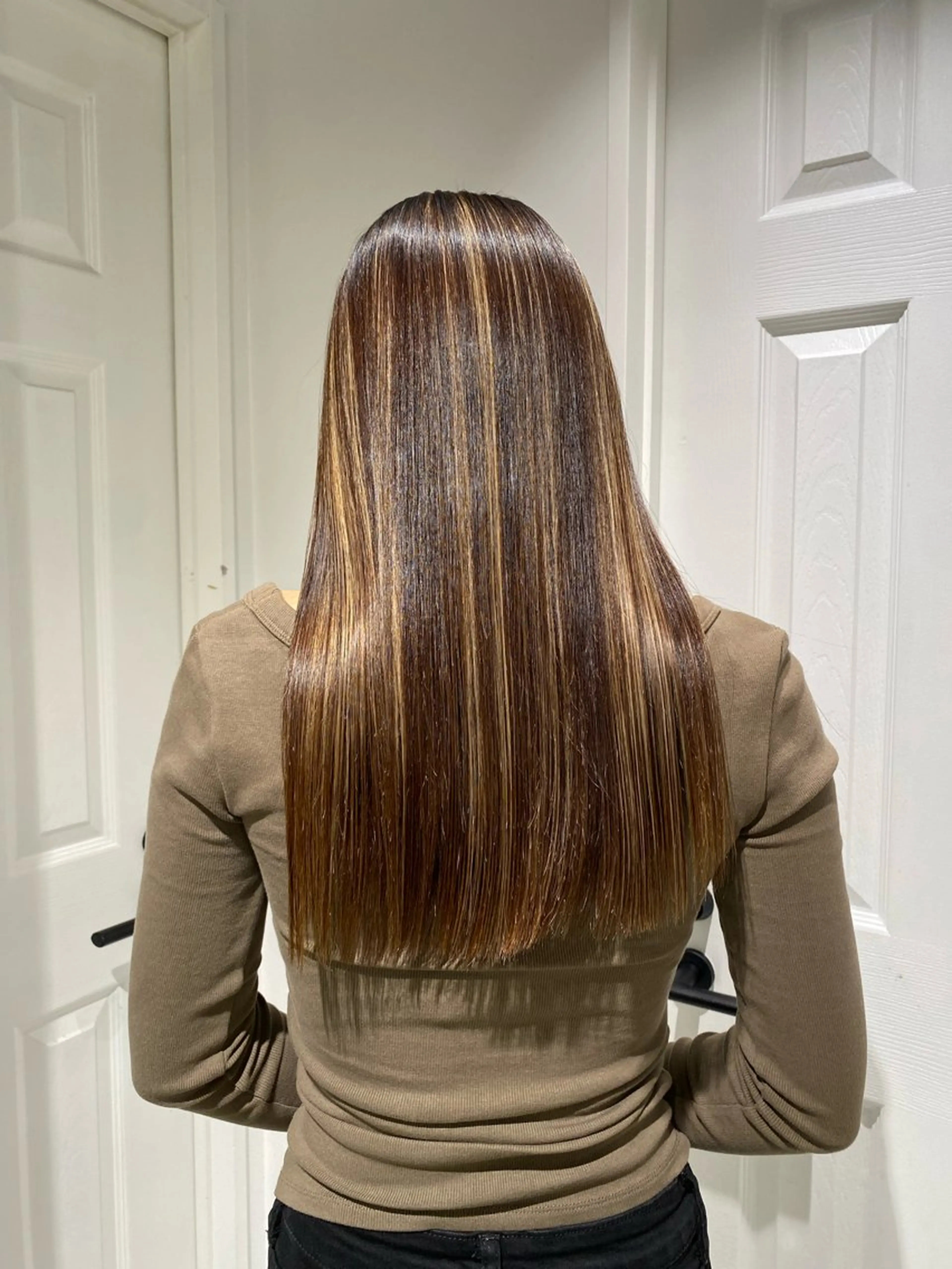 パーマ 縮毛矯正 カンナ【Y2Kネイル /コーンロウ】のネイルデザイン