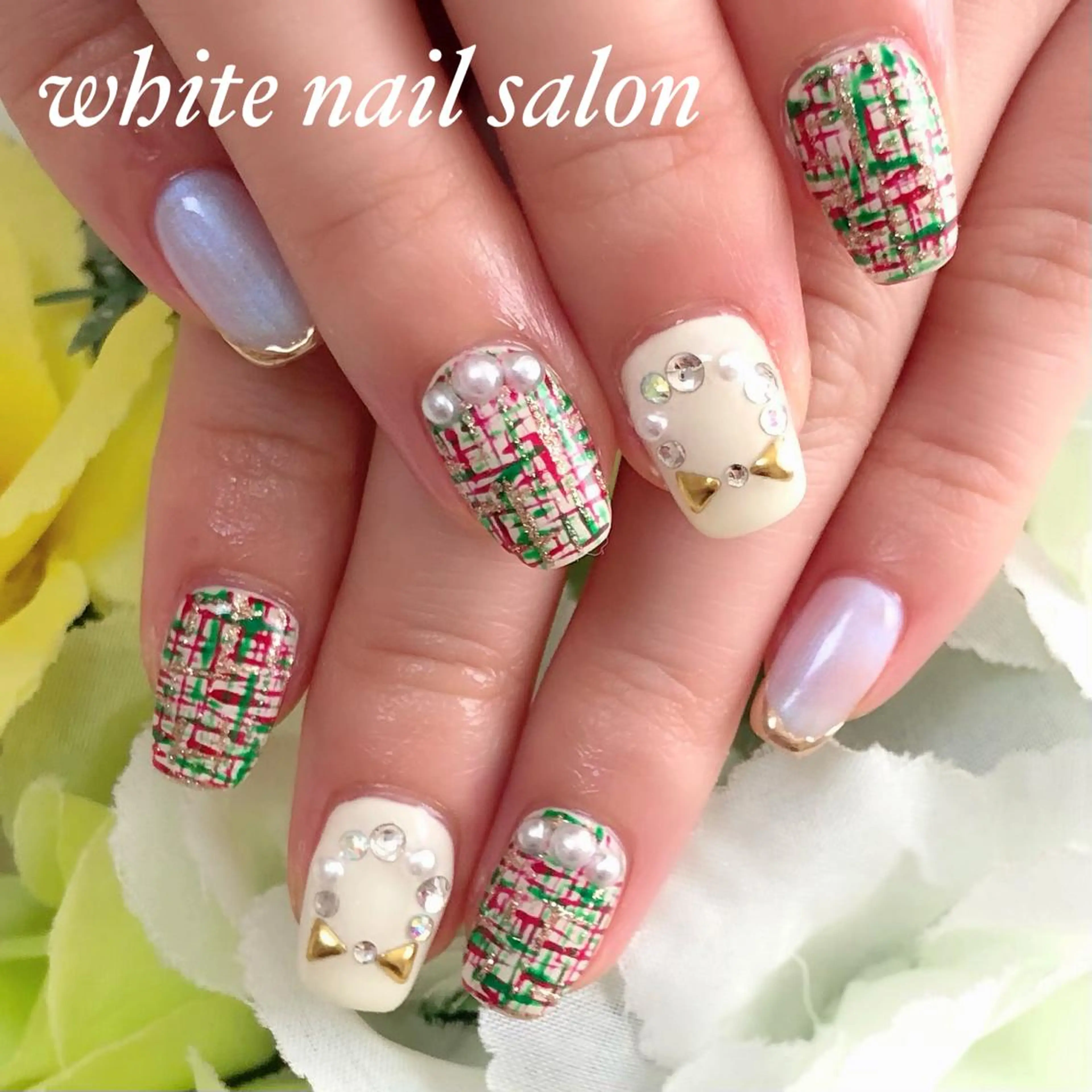 ネイル ジェルネイル ハードジェル 持ち込み ソフトジェル ハンドネイル white nail salonのネイルデザイン