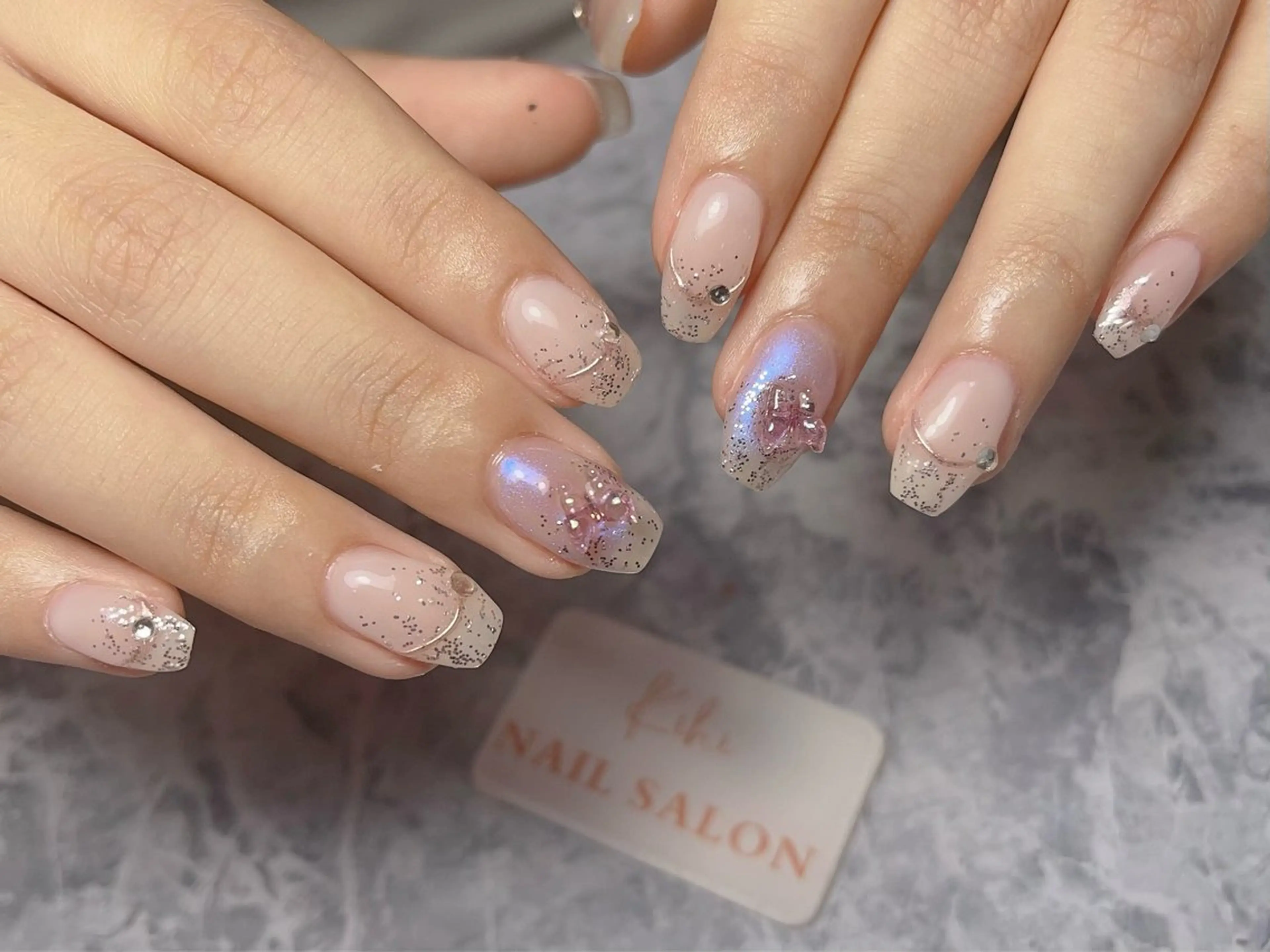 ネイル アートネイル フレンチネイル ジェルネイル グラデーション 韓国ネイル ハンドネイル 💕鈴木ユリ パラジェル/オフ無料のネイルデザイン