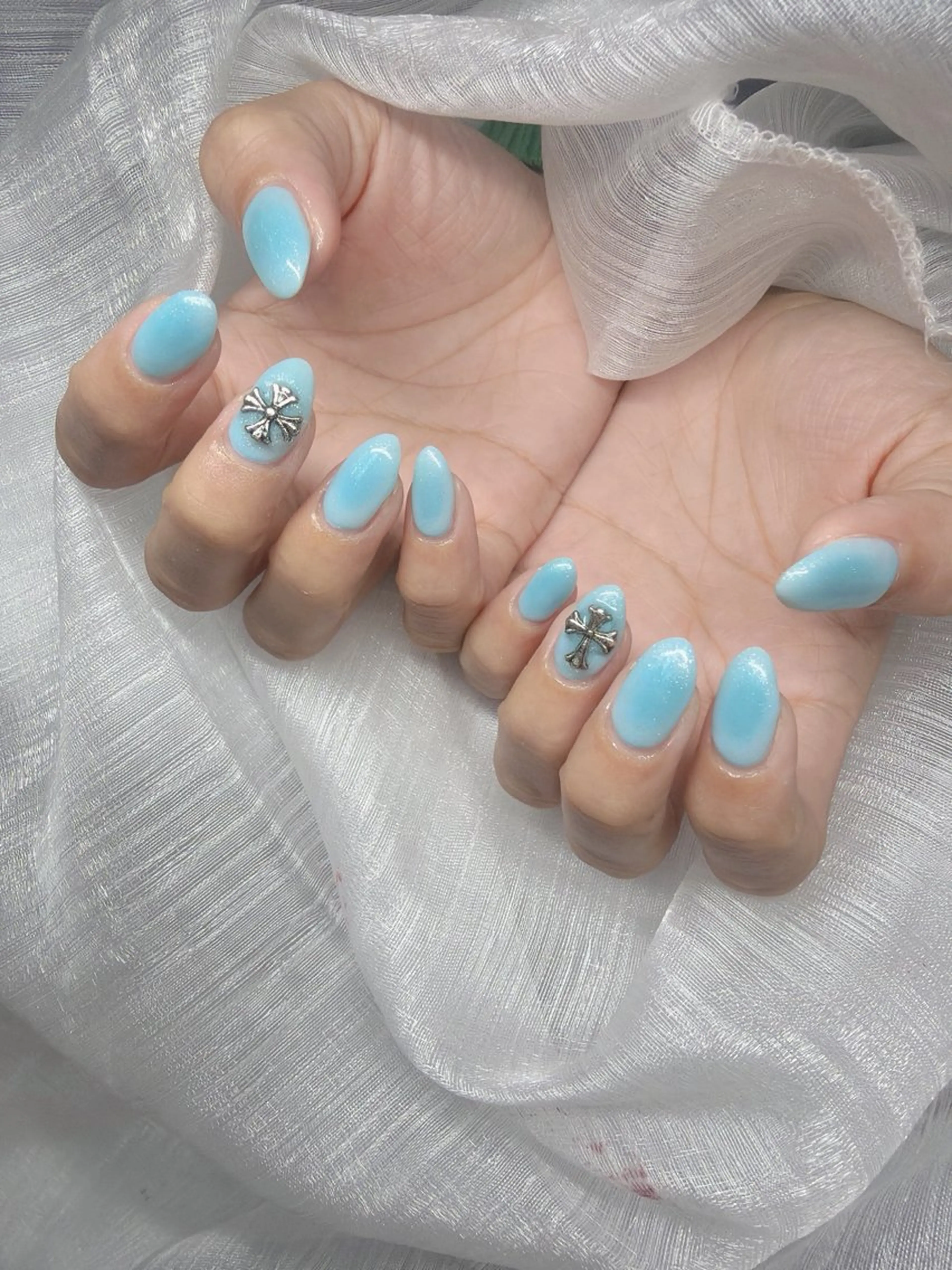 ネイル 長さ出し グラデーション 卒業式 キラキラネイル マグネットネイル ハンドネイル Lee Nailsのネイルデザイン