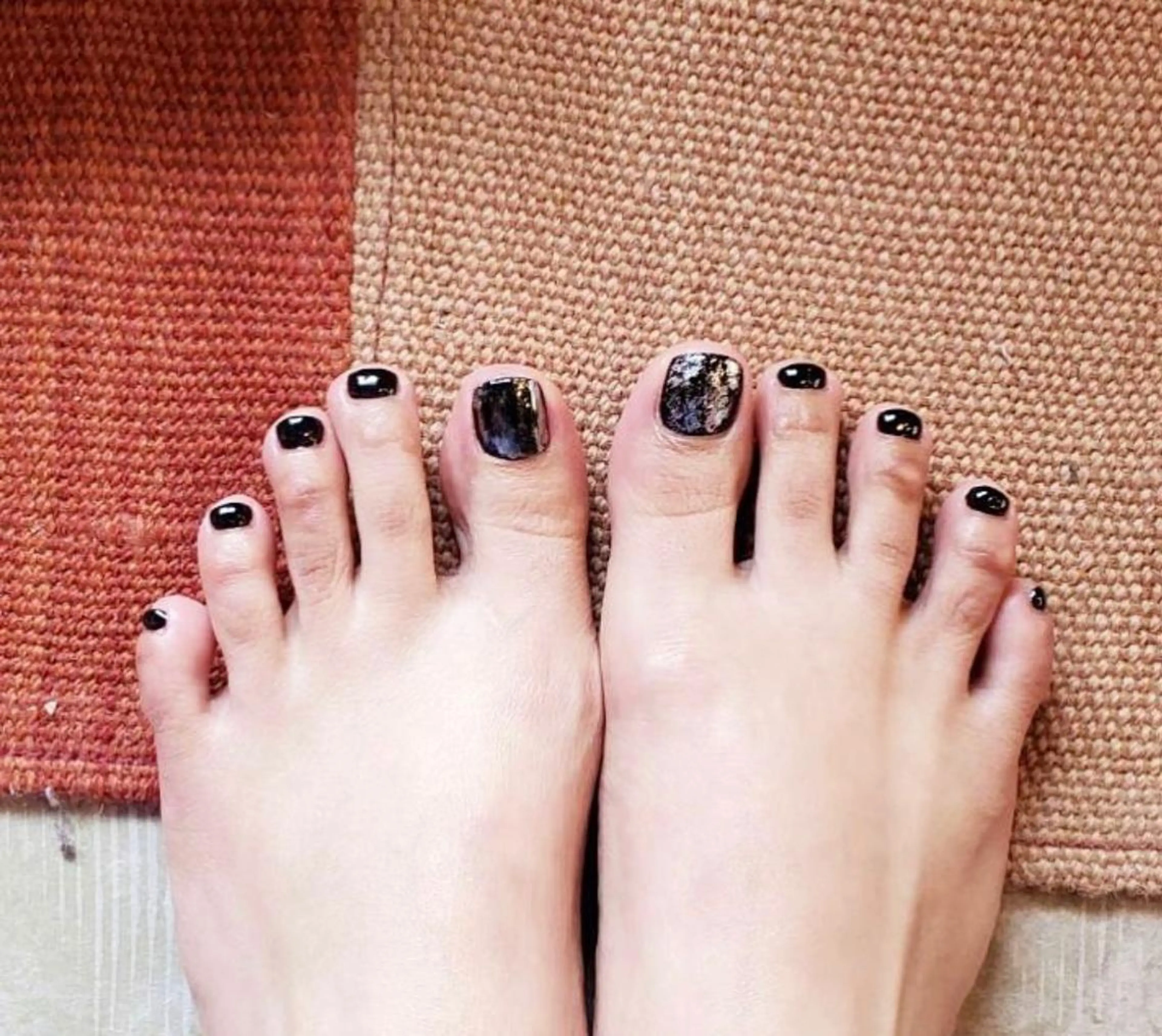 ネイル フットネイル kirakira omemeのネイルデザイン