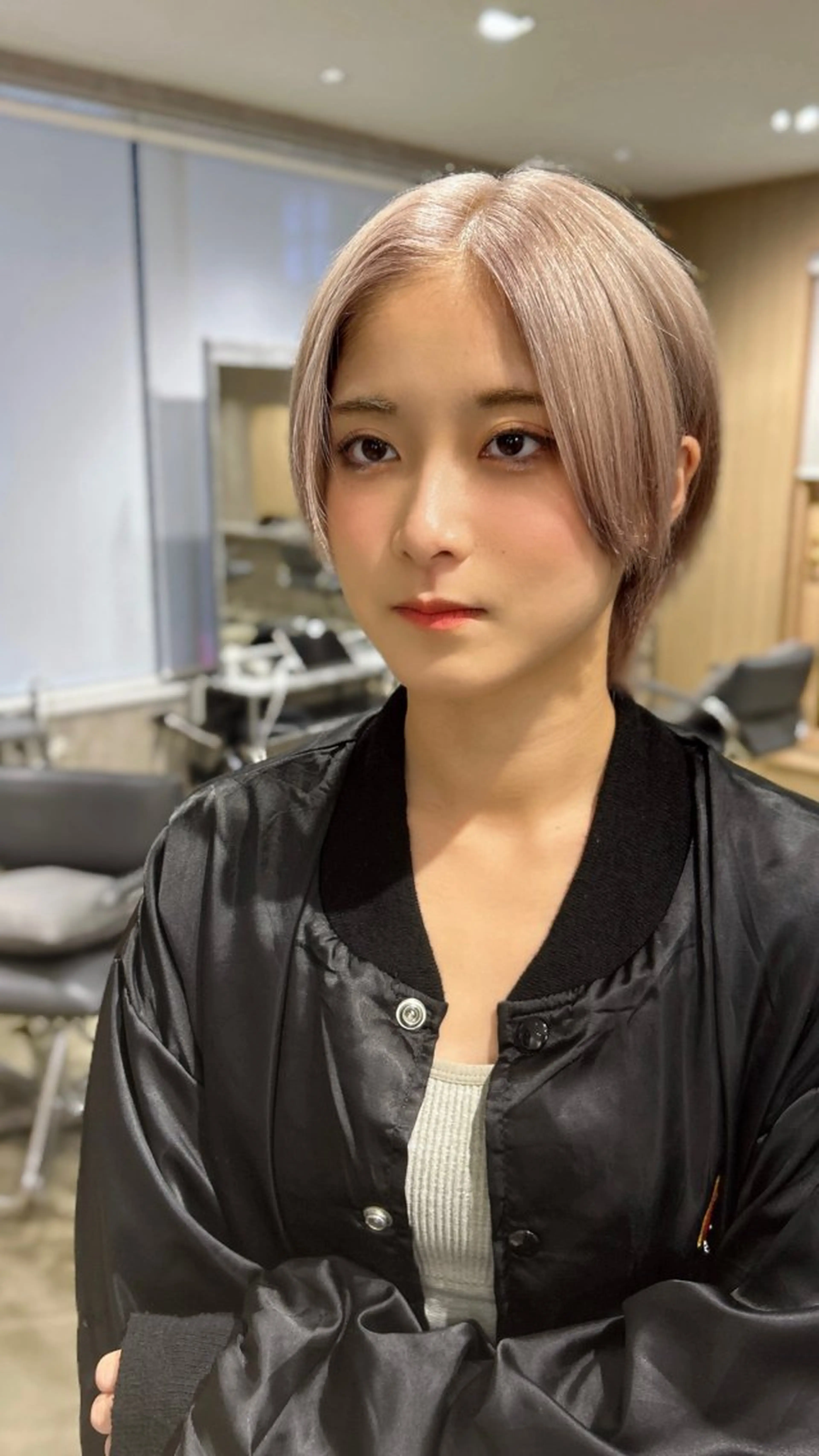 ショート カラー ベージュカラー ピンクカラー 新宿ハイトーン/ カットモデル/のりかのヘアスタイル