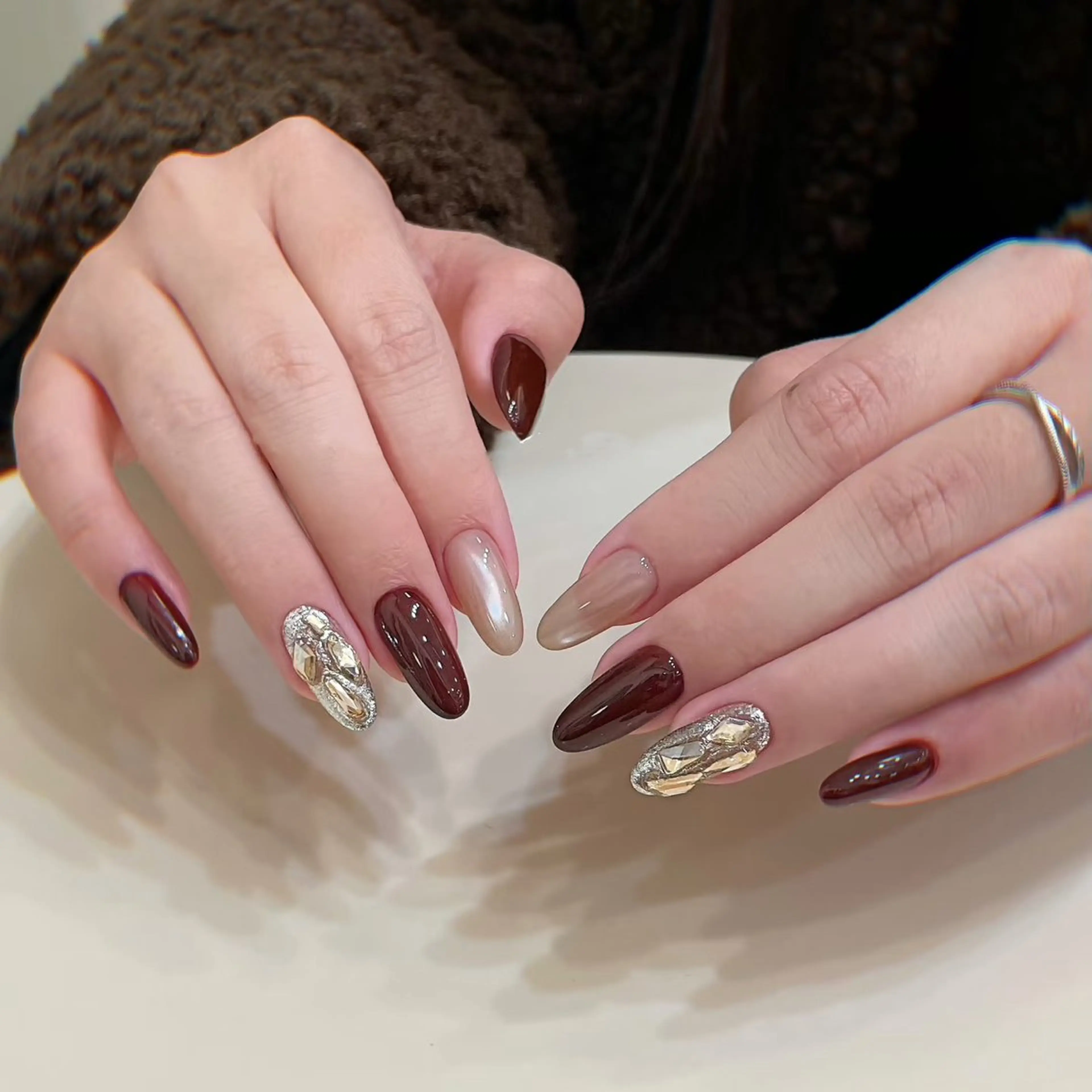 ネイル アートネイル チークネイル 長さ出し フットネイル ジェルネイル 山田 由奈のネイルデザイン