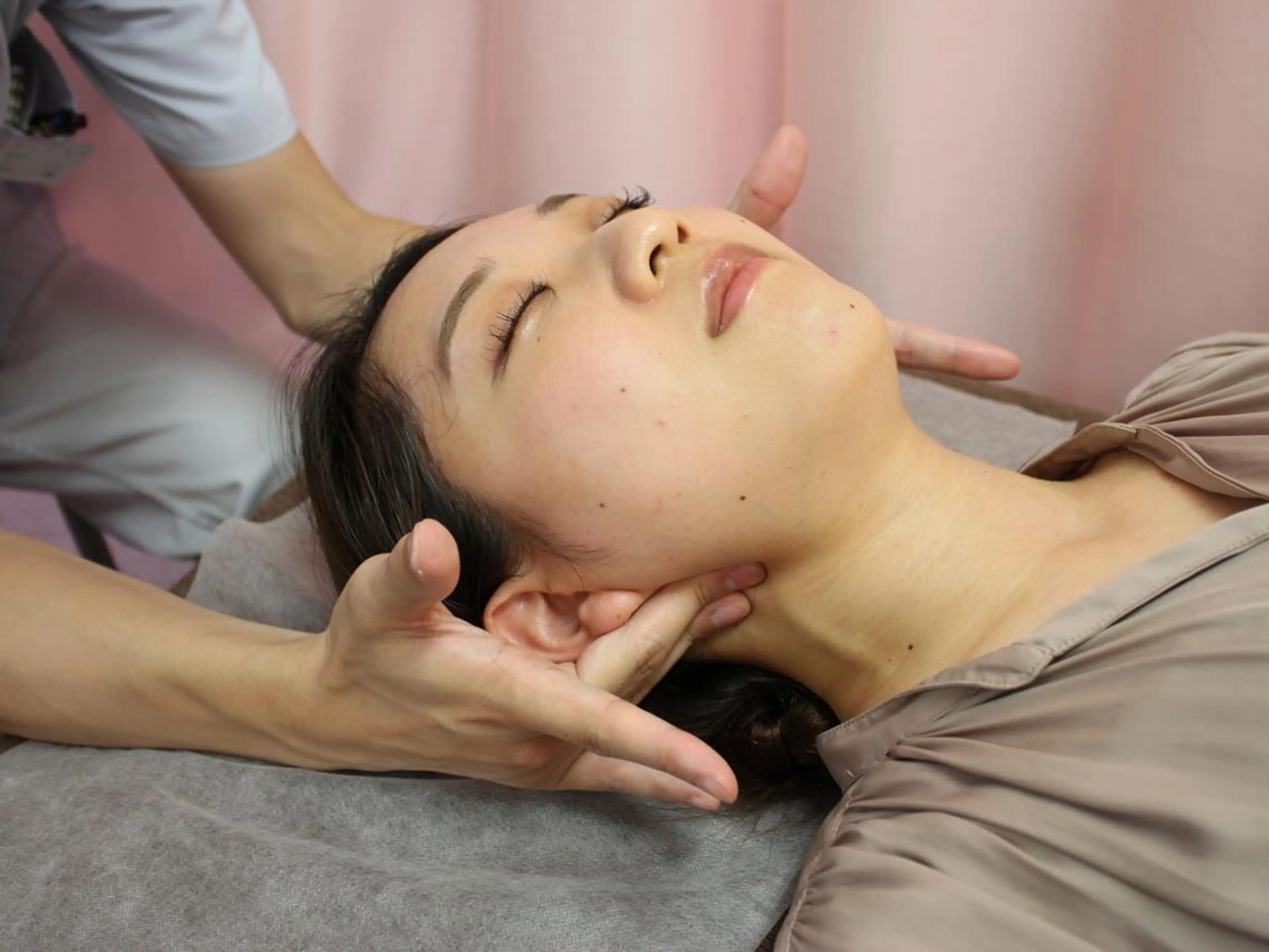 エステ リラク 同心整骨院 美容鍼・整体・小顔のエステ・リラクイメージ