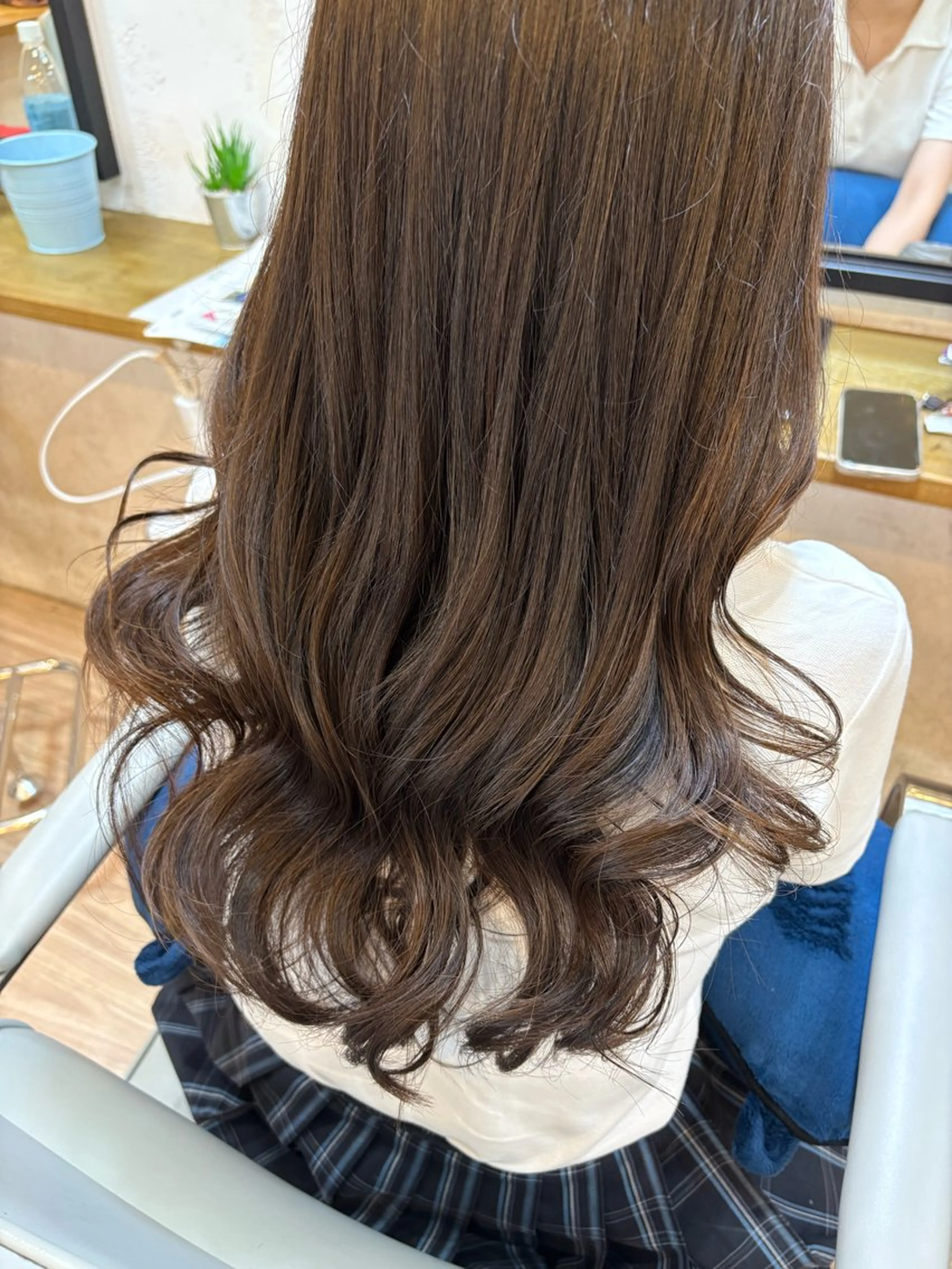ロング ヘアカラー 韓国ヘアー🇰🇷 MIWAのヘアスタイル