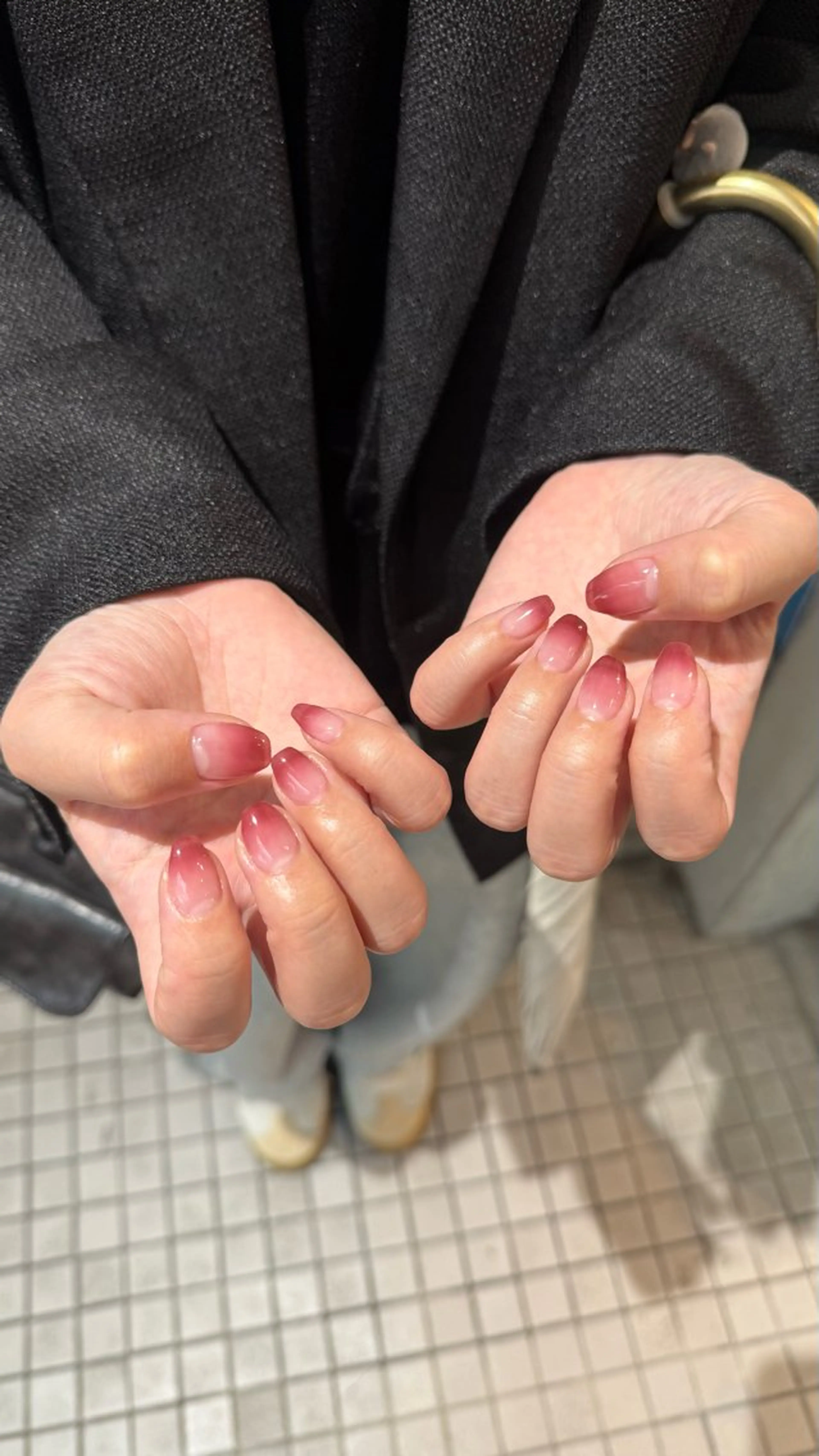【ハンドジェル】ジュニアネイリストによるグラデーション／オフケア込(パーツ、他店オフ代別途)の写真