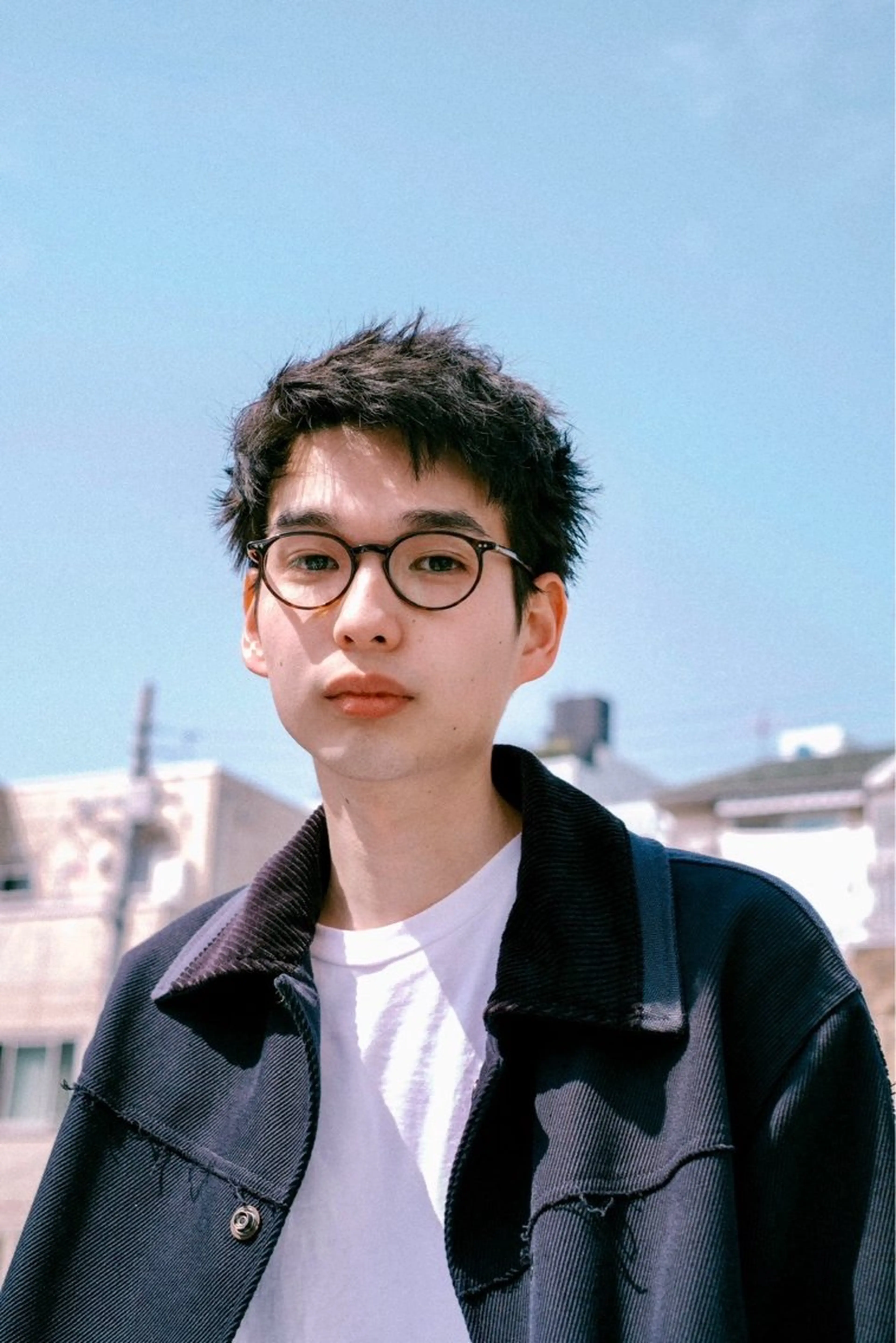 メンズスパイキーショートカットの写真