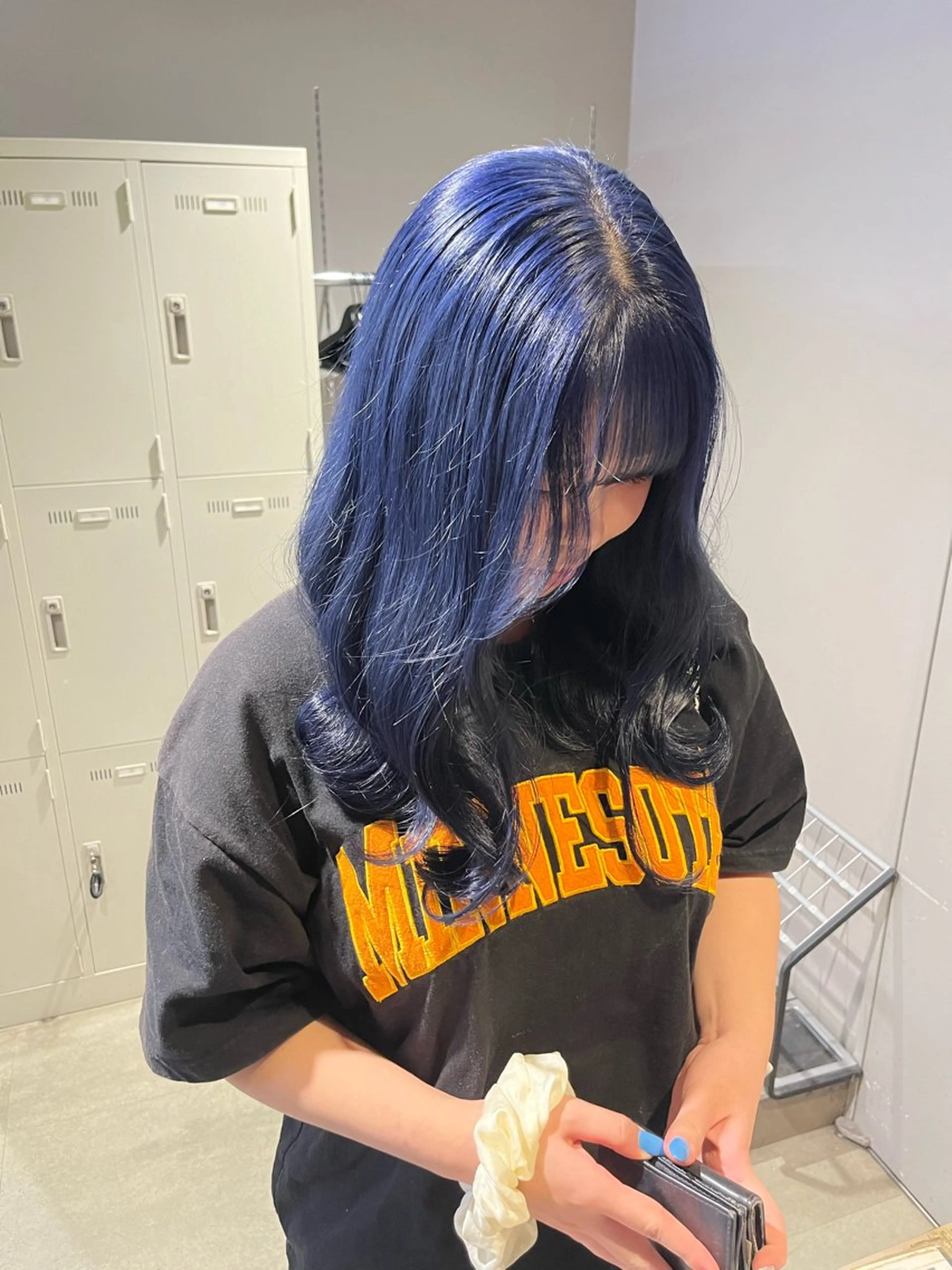 セミロング ヘアカラー トリートメント ヘッドスパ ヘアセット 寒色＆ブリーチ特化 寒色MiOのヘアスタイル