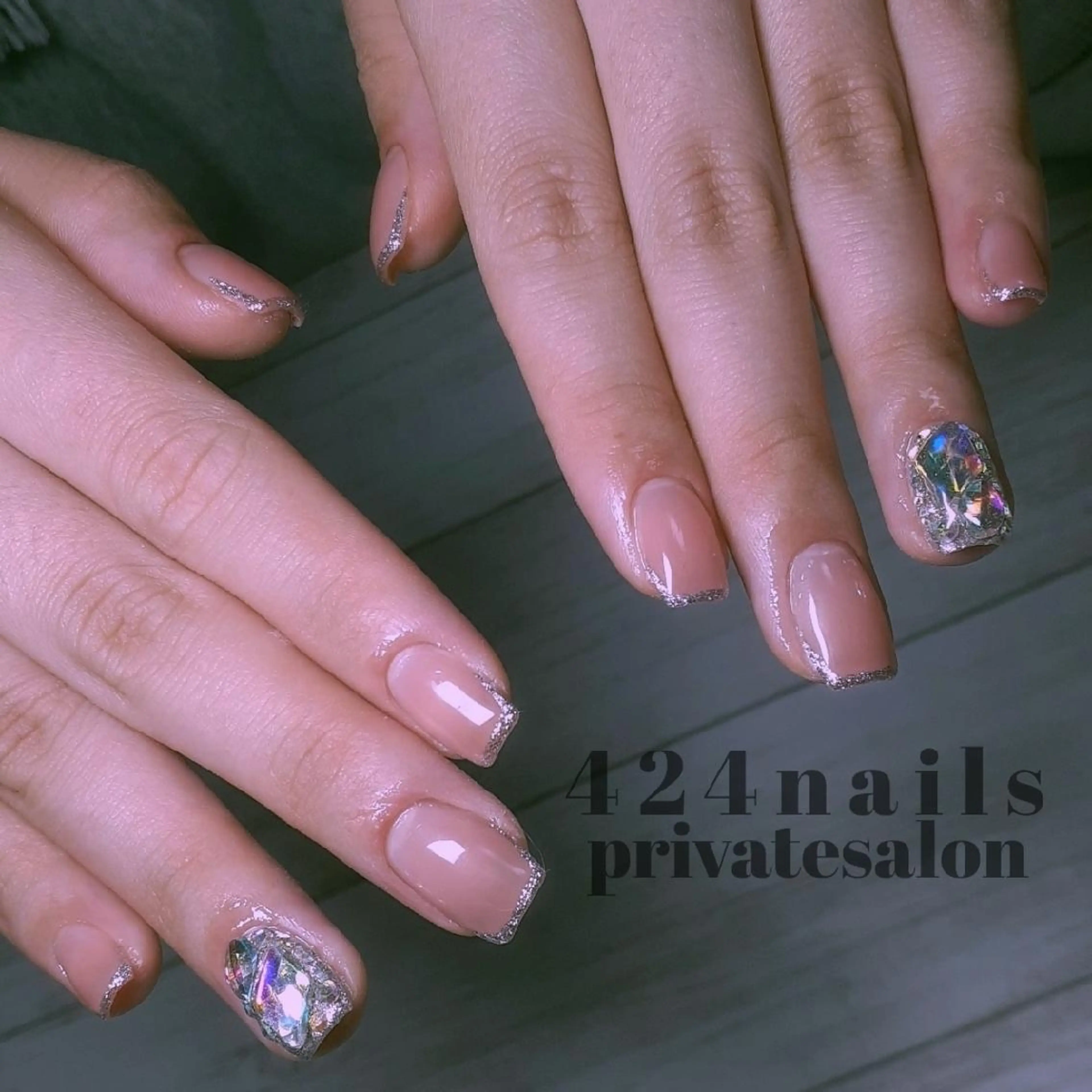 セミロング カラー メンズ キッズ ヘアアレンジ パーマ マツエク・マツパ アイブロウ ネイル 424 nailsのネイルデザイン