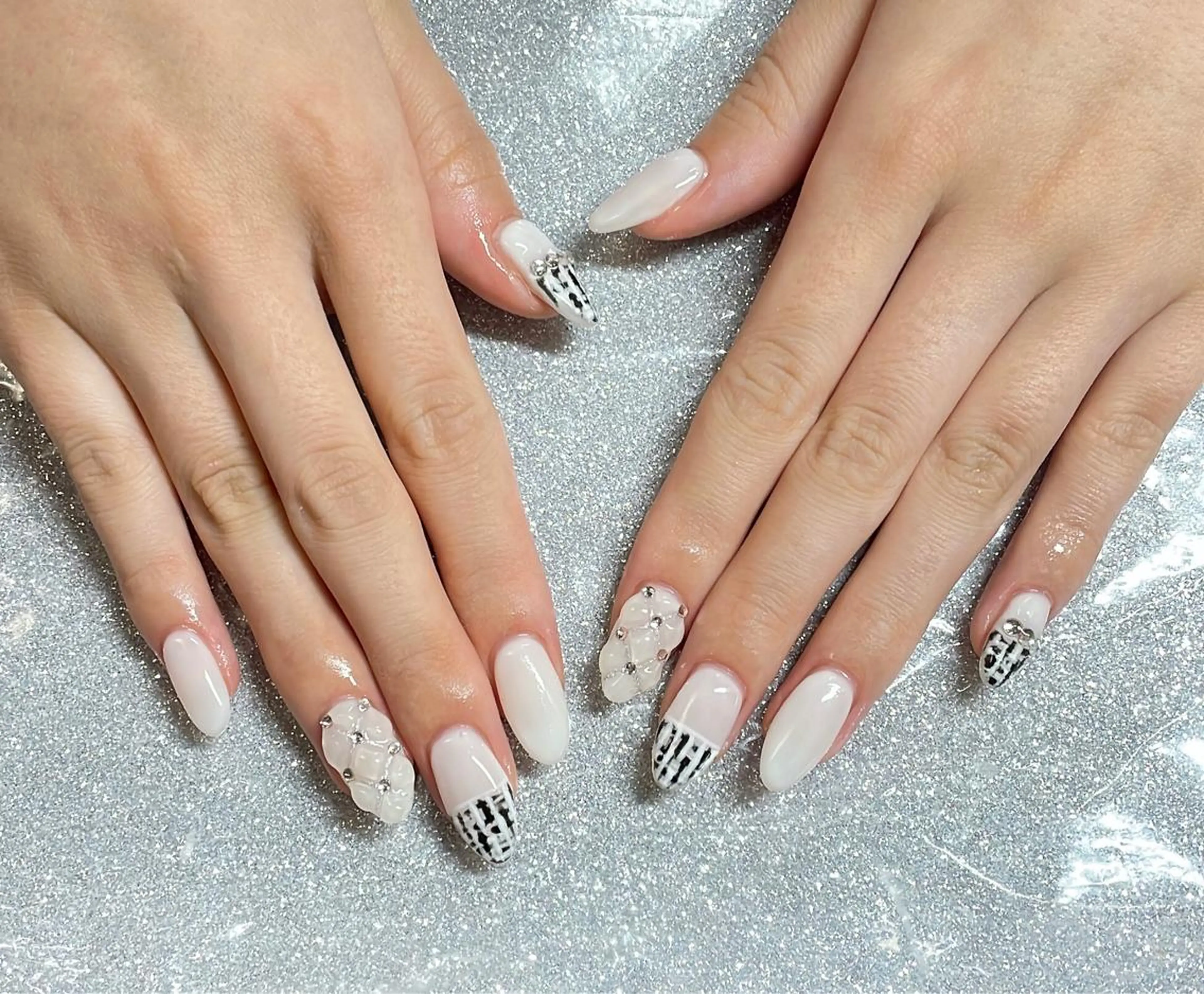 ネイル ハンドネイル VIERU 🌈🎀💖のネイルデザイン