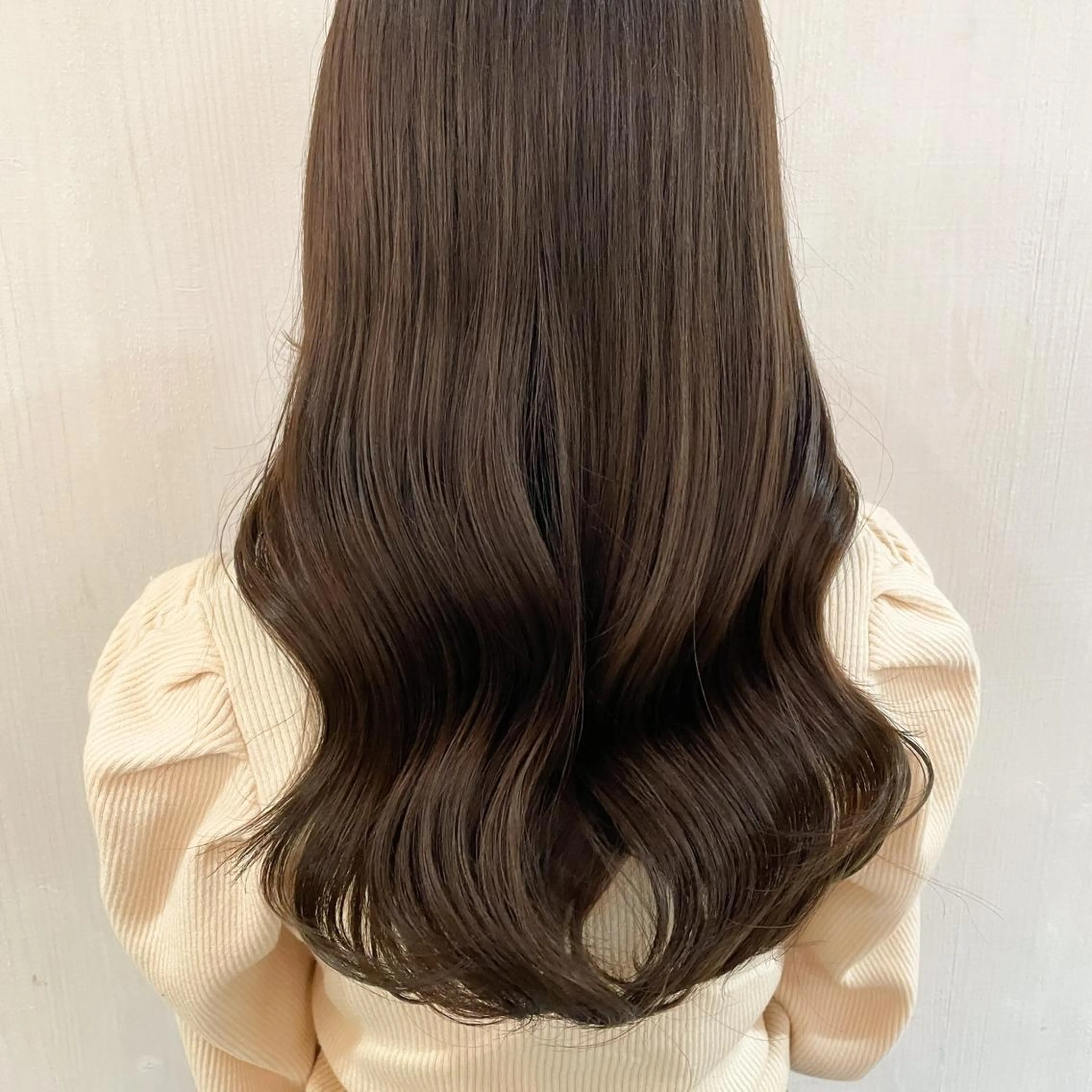 ロング FERIA梅田🖤 透明感カラー🎀のヘアスタイル