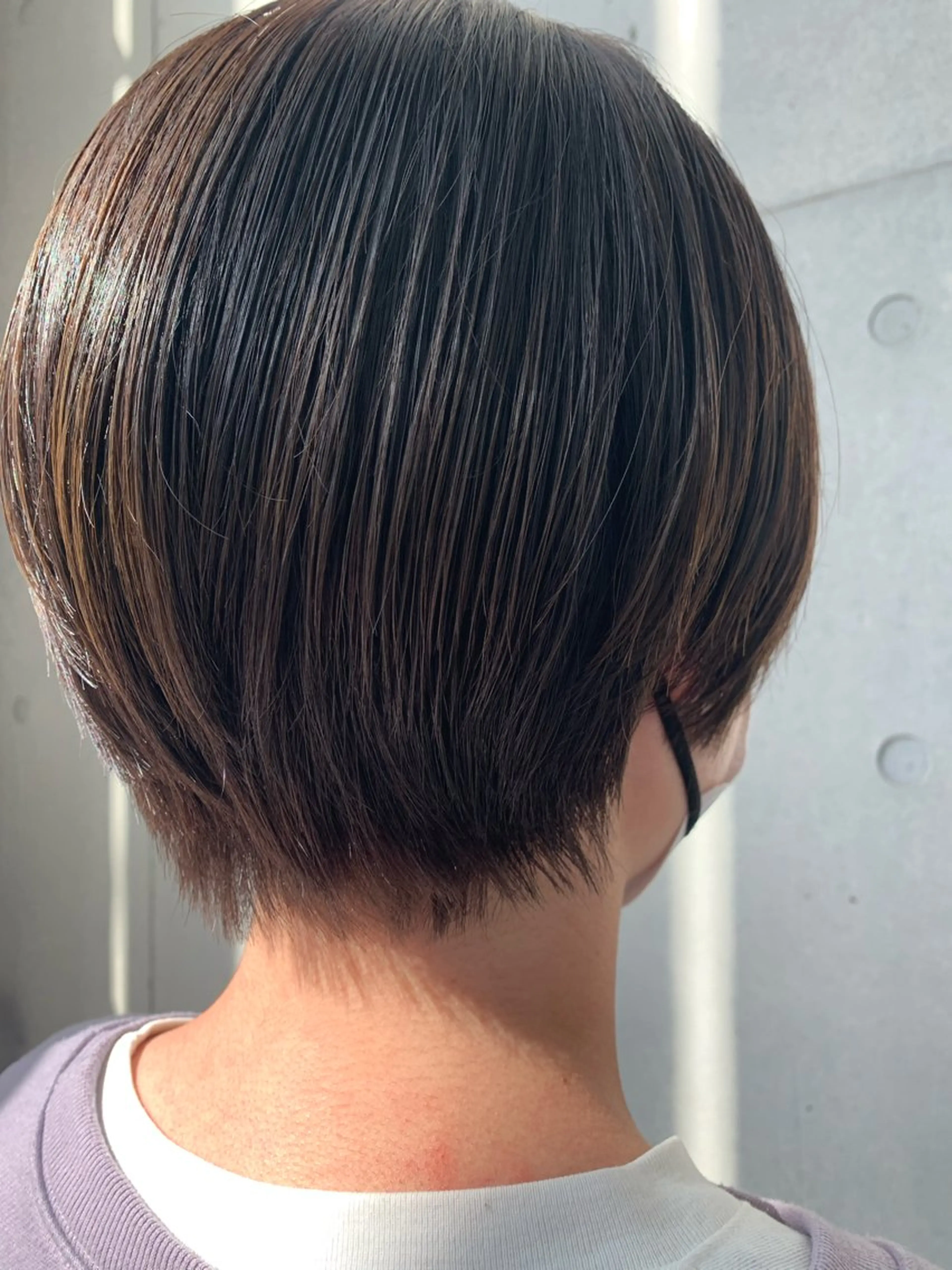 ショート 丸みショート ショートヘア カット ブリーチなしWカラー /地毛風/小林凪沙のヘアスタイル