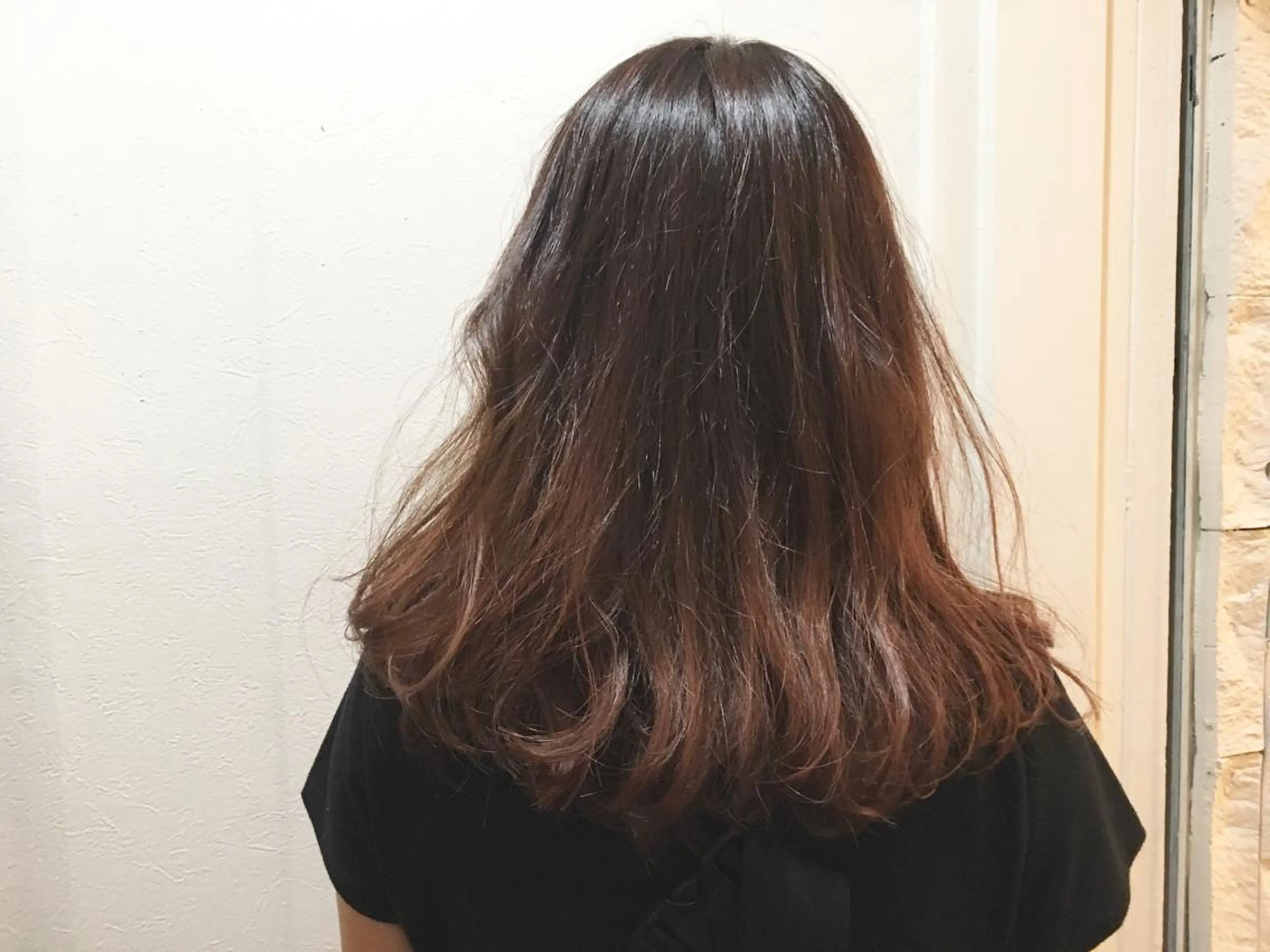 ミディアム セミロング カラー グラデーションカラー ピンクカラー yuki watanabeのヘアスタイル