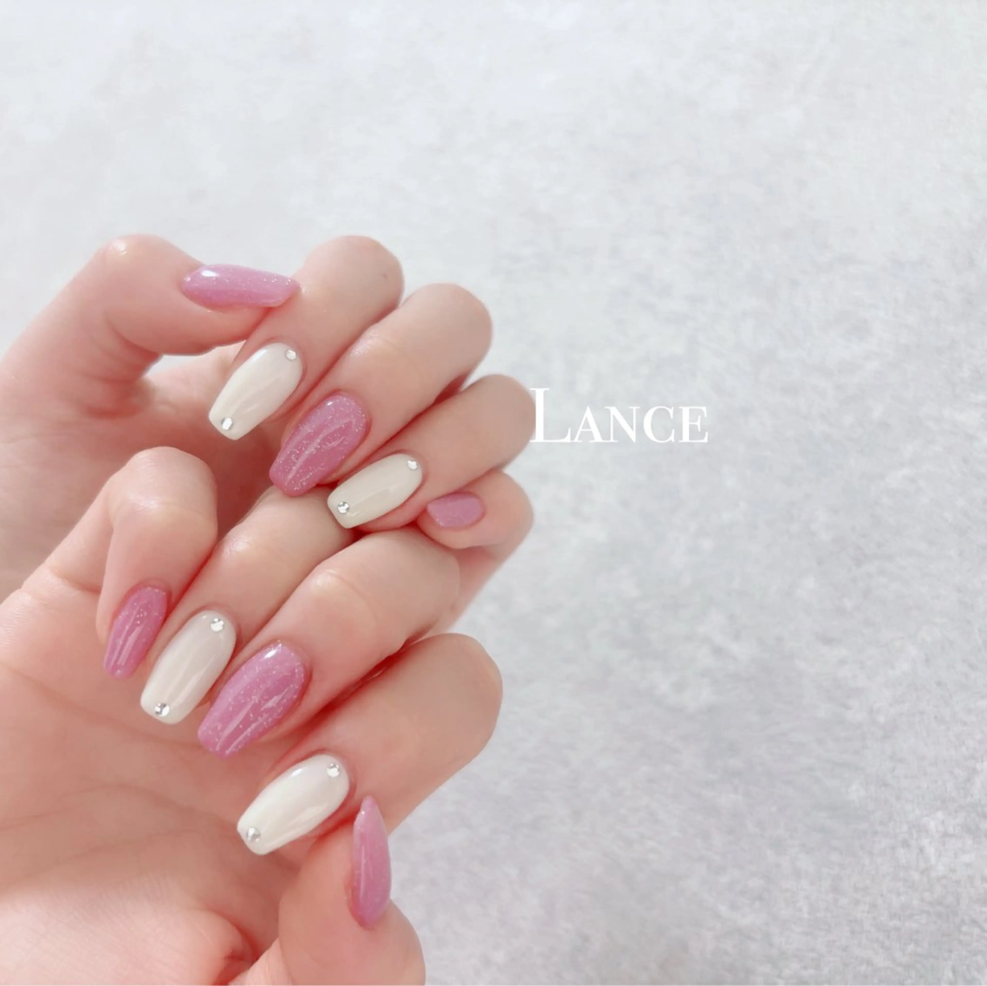 ネイル オーロラネイル フットネイル フレンチネイル キラキラネイル 韓国ネイル Lance nailのネイルデザイン