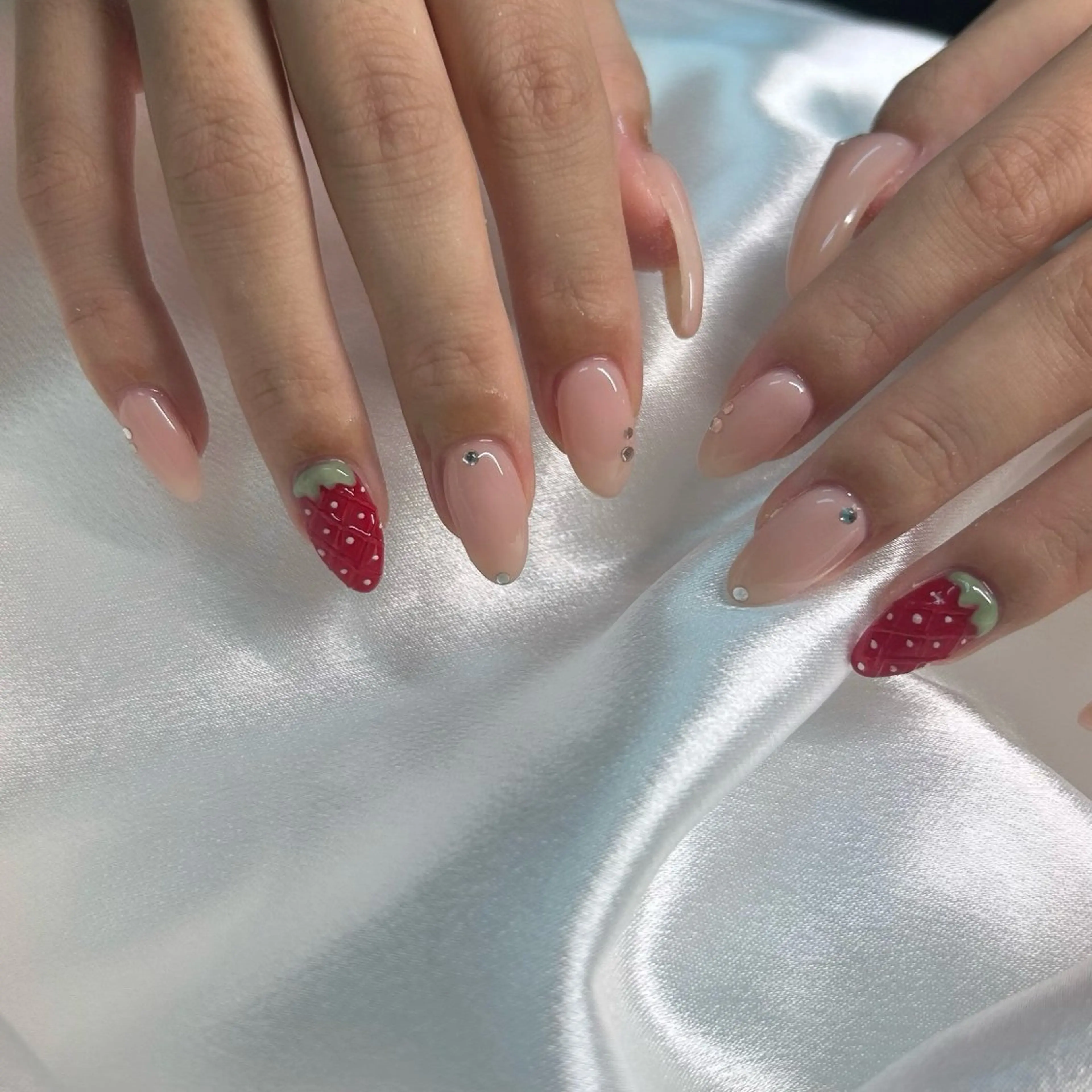 ネイル ハンドネイル y’s  beauty  本町店所属・y’sbeauty 本町店のネイルデザイン