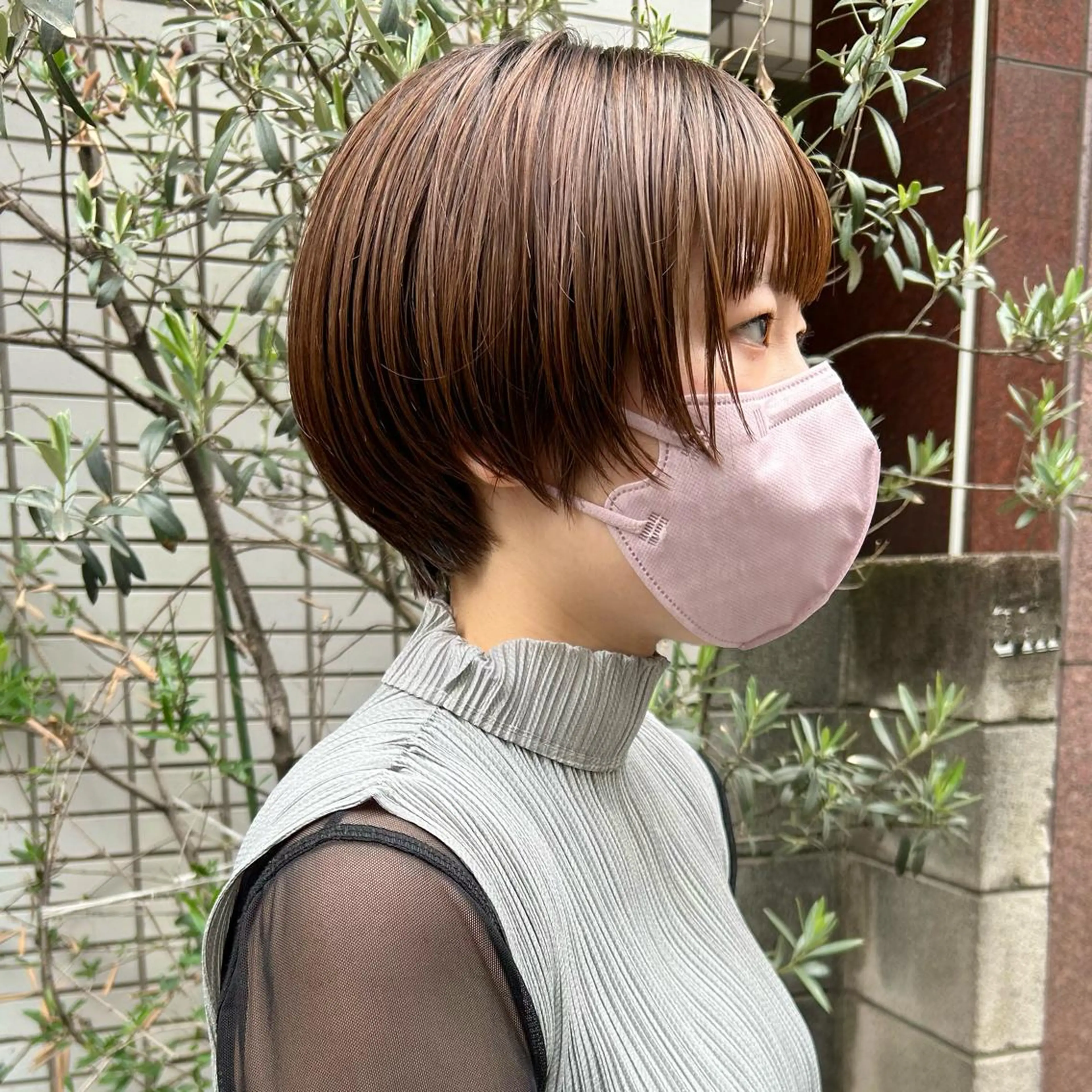 ショート カラー ショートヘア ハイトーン/ブリーチ 似合せカット/パーマのヘアスタイル