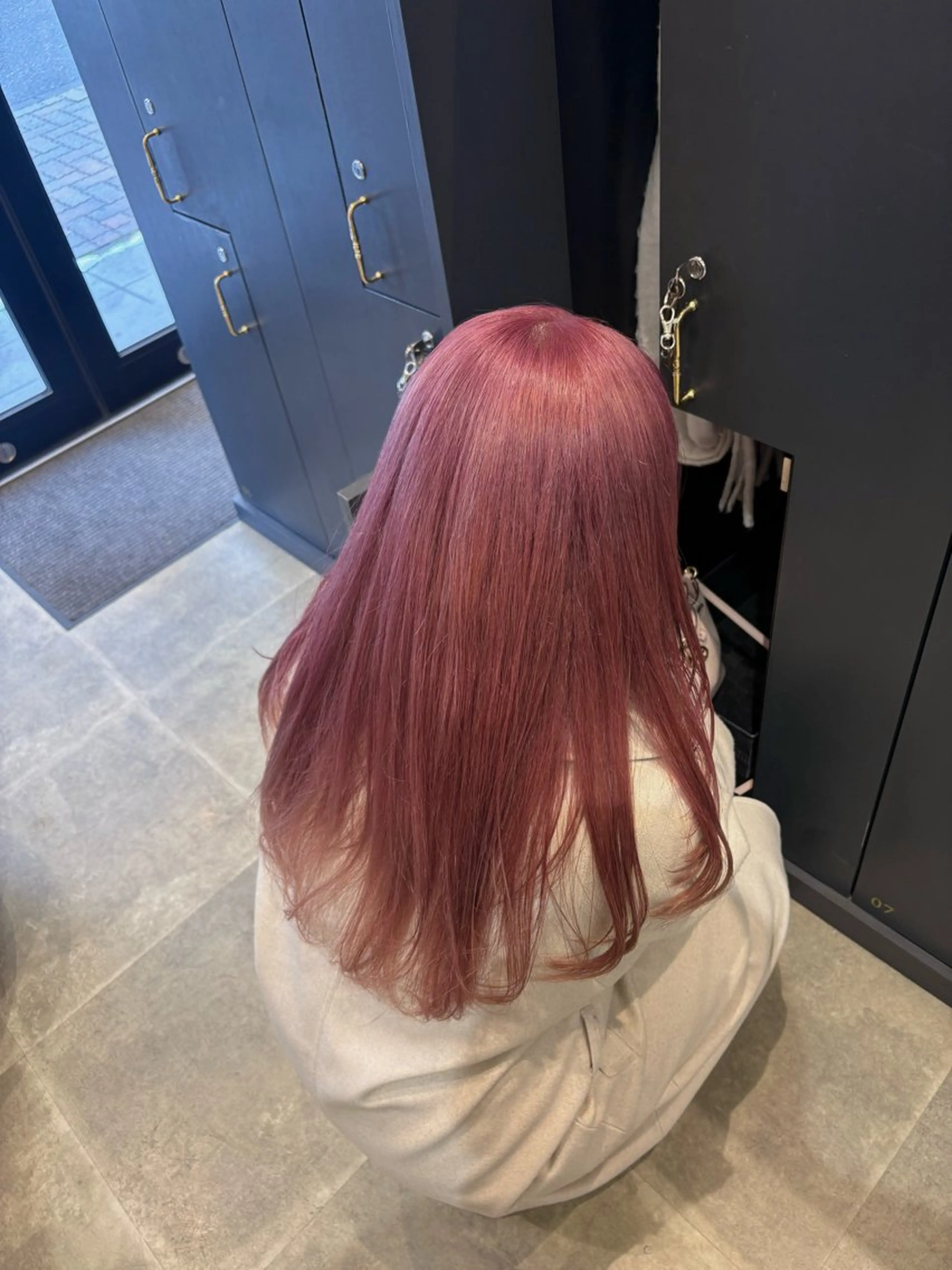 ロング カラー ベージュカラー ピンクカラー ピンクベージュ 田村 亜衣華のヘアスタイル