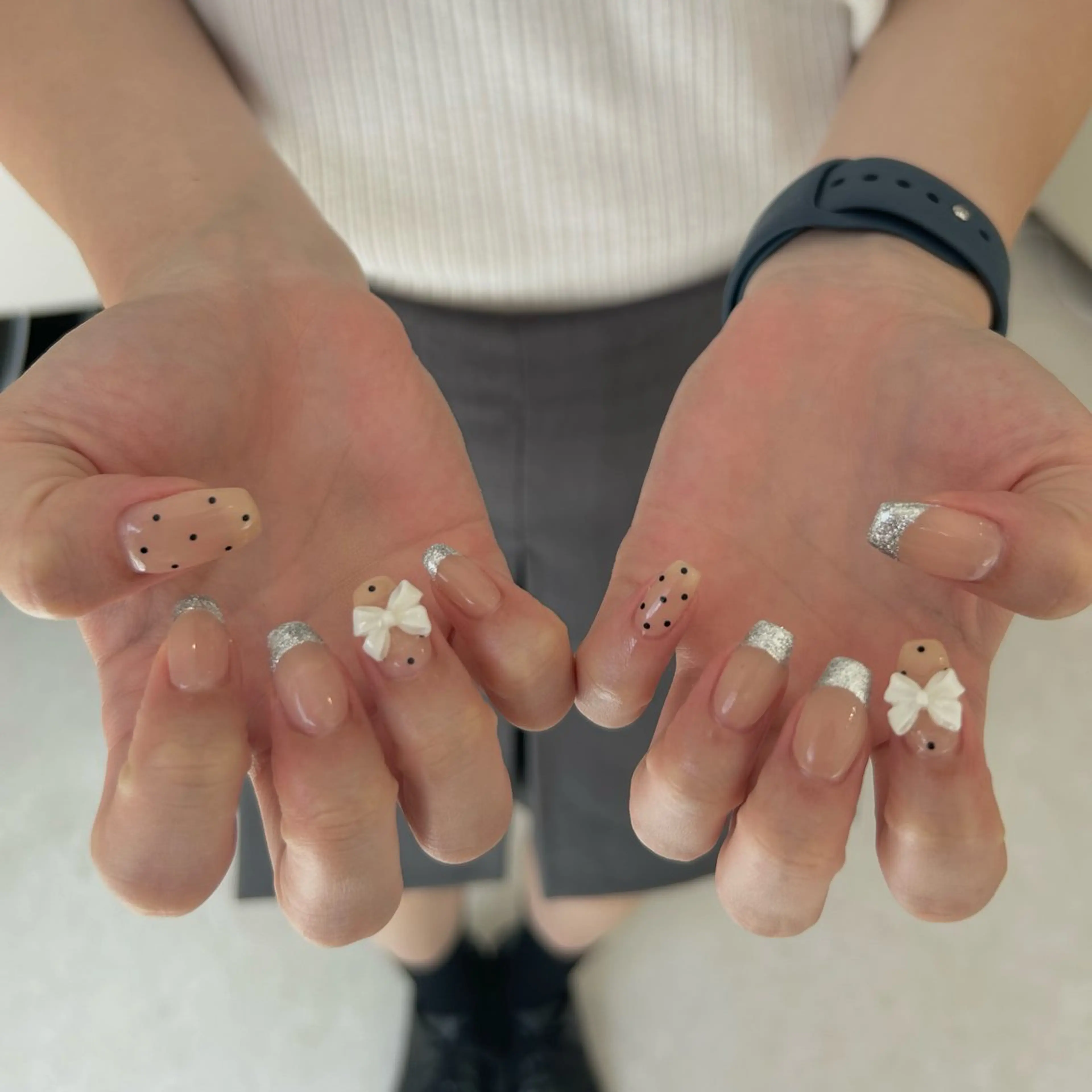 ネイル リボン ハンドネイル Uzuki ／ROCCOnailのネイルデザイン