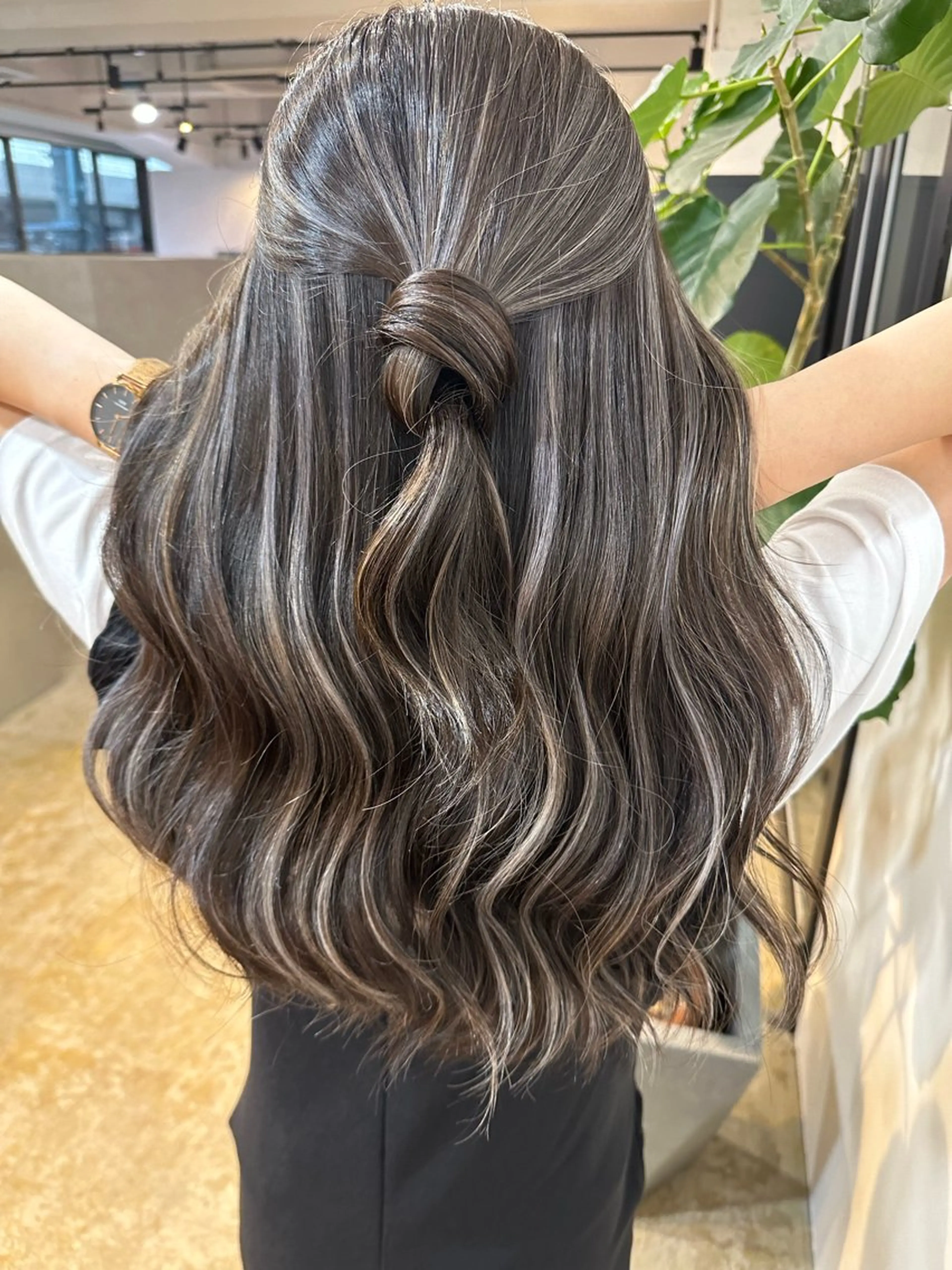 ロング 杉本 優志のヘアスタイル