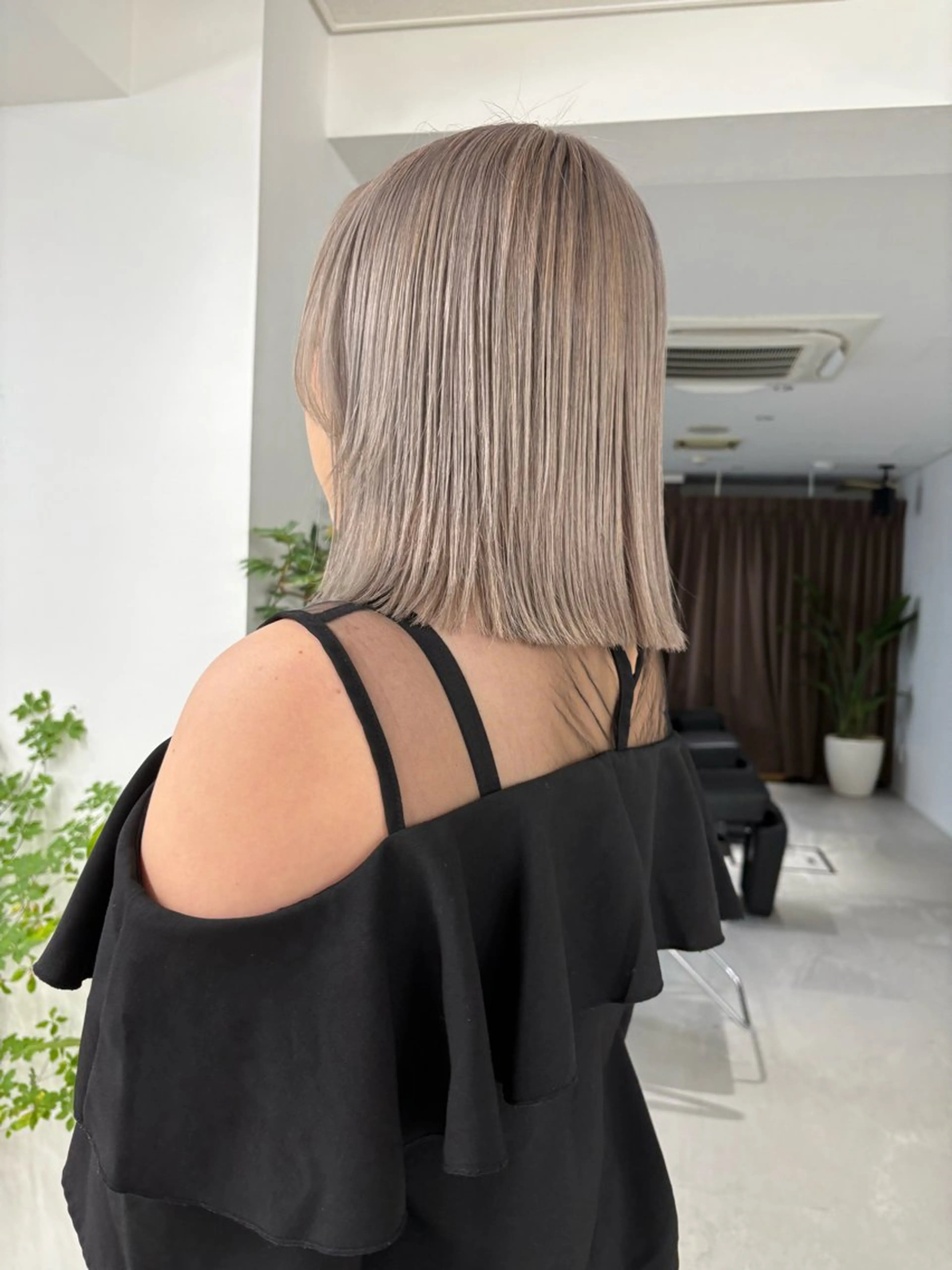 ミディアム ヘアカラー ブリーチ/ゆうと /ハイトーンのヘアスタイル