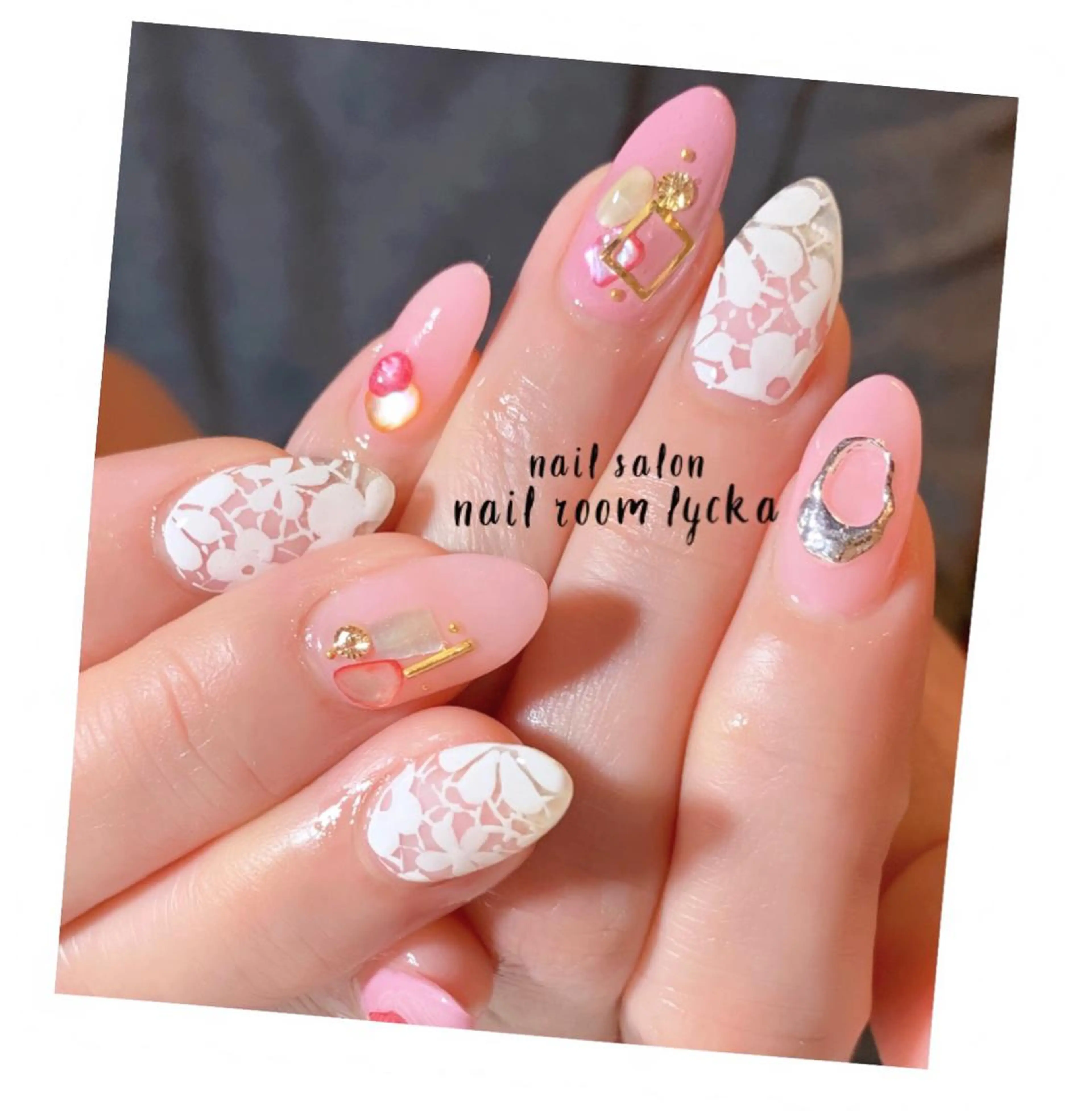 ネイル ﾈｲﾙﾙｰﾑﾘｯｶ 𝐦𝐚𝐲𝐮のネイルデザイン