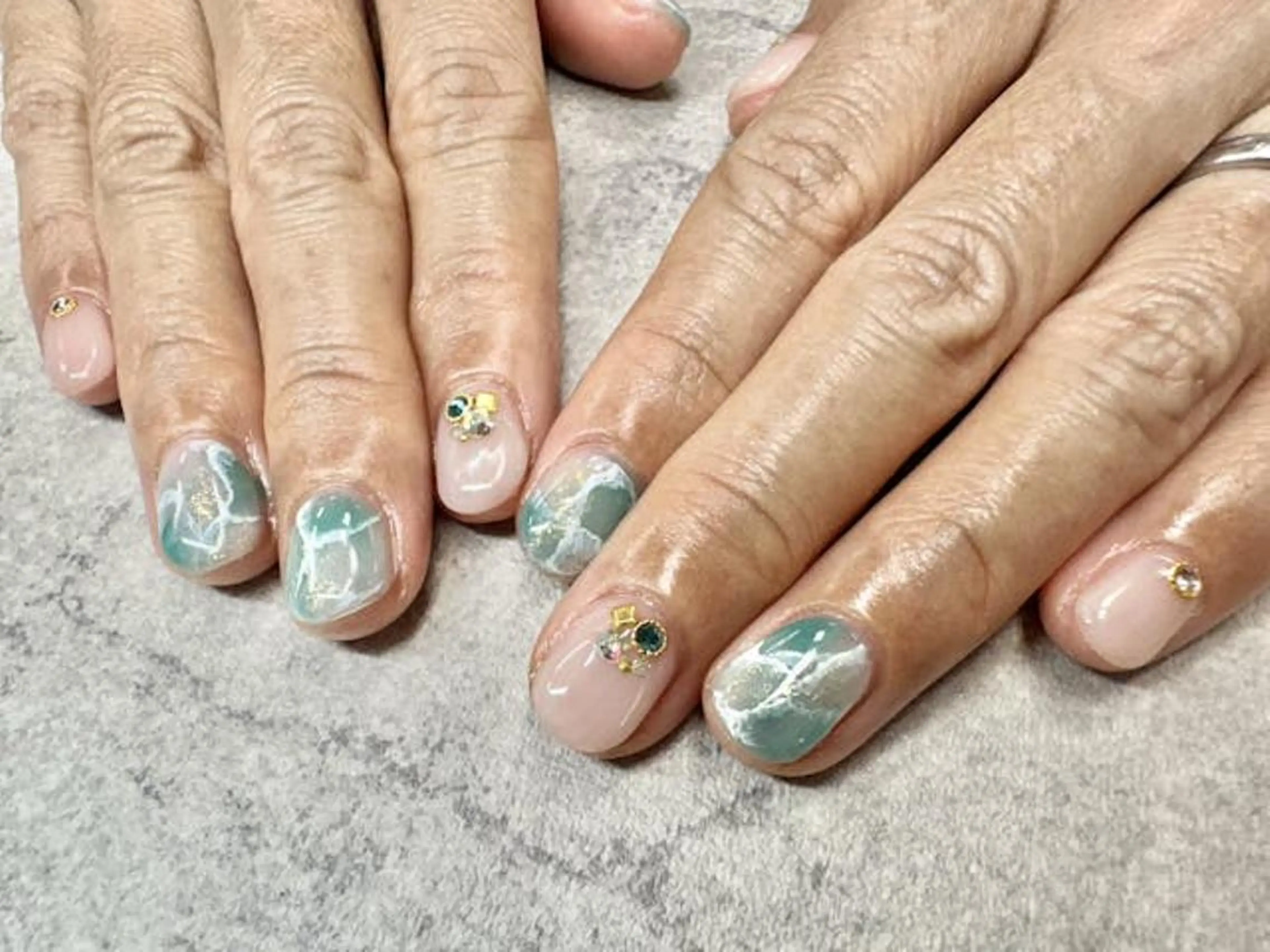 ネイル FASTNAIL PLUS 新宿店のネイルデザイン