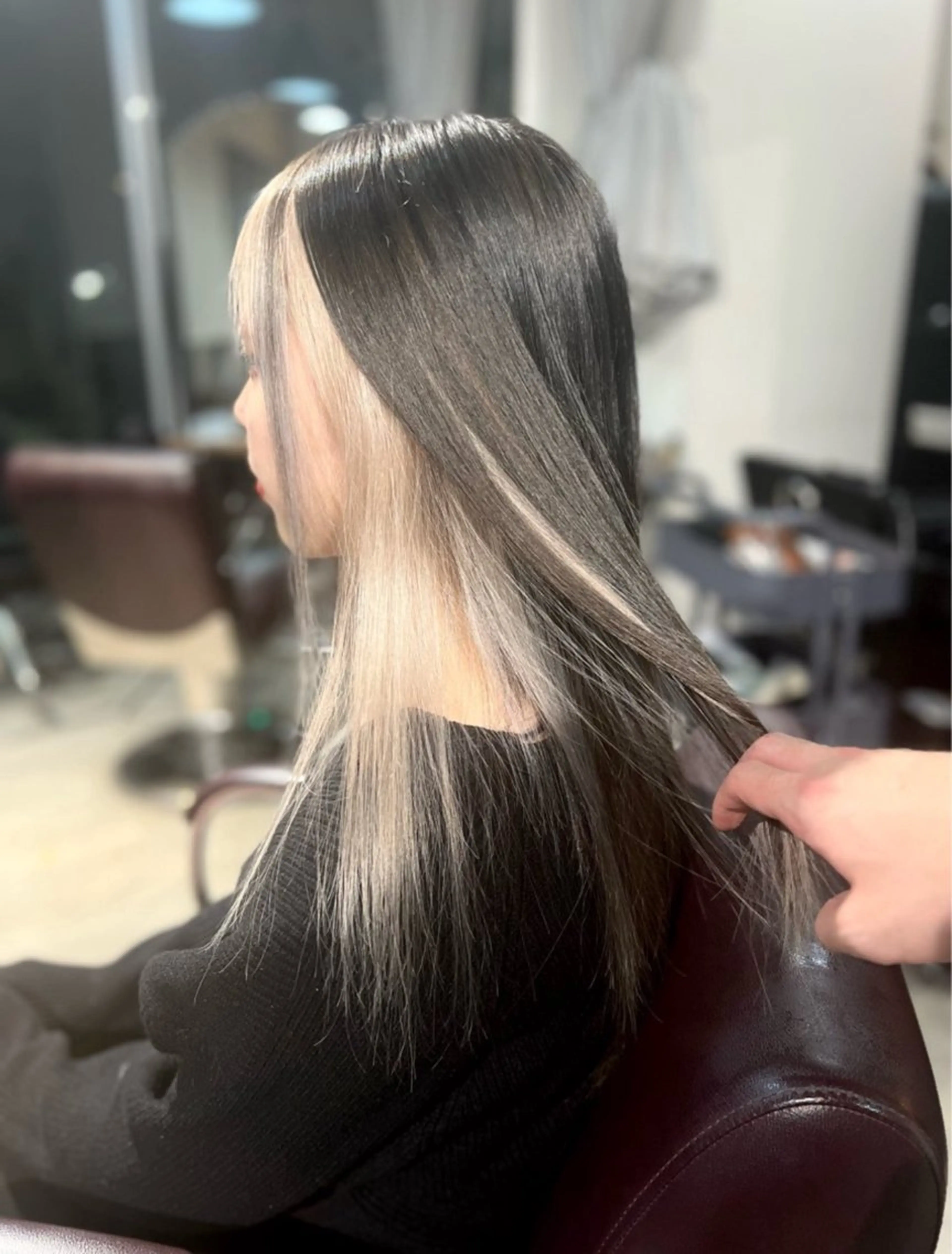 ロング カラー ヘアカラー トリートメント ヘッドスパ ヘアセット 🌈インナーカラー ‘ショウマ’🌈のヘアスタイル