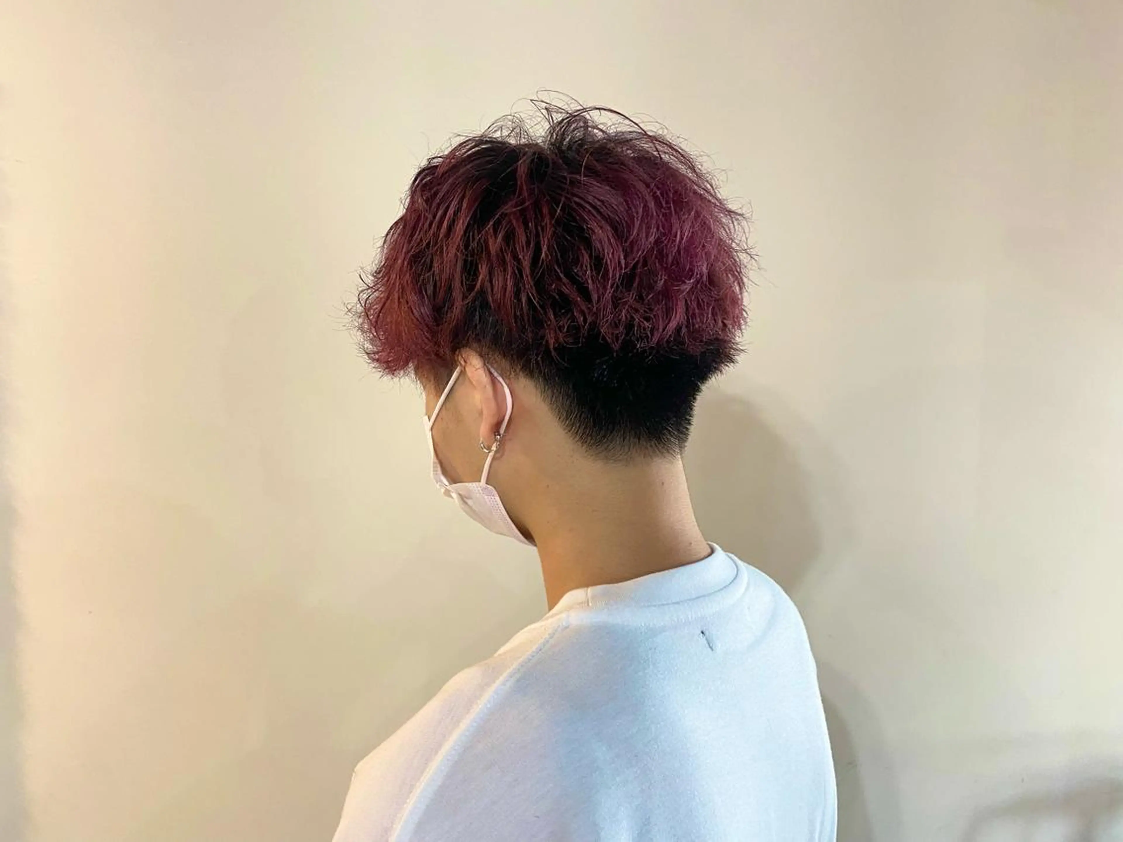 ショート カラー メンズ ピンクカラー ヘアカラー オーナースタイリスト 奈須雄紀のヘアスタイル