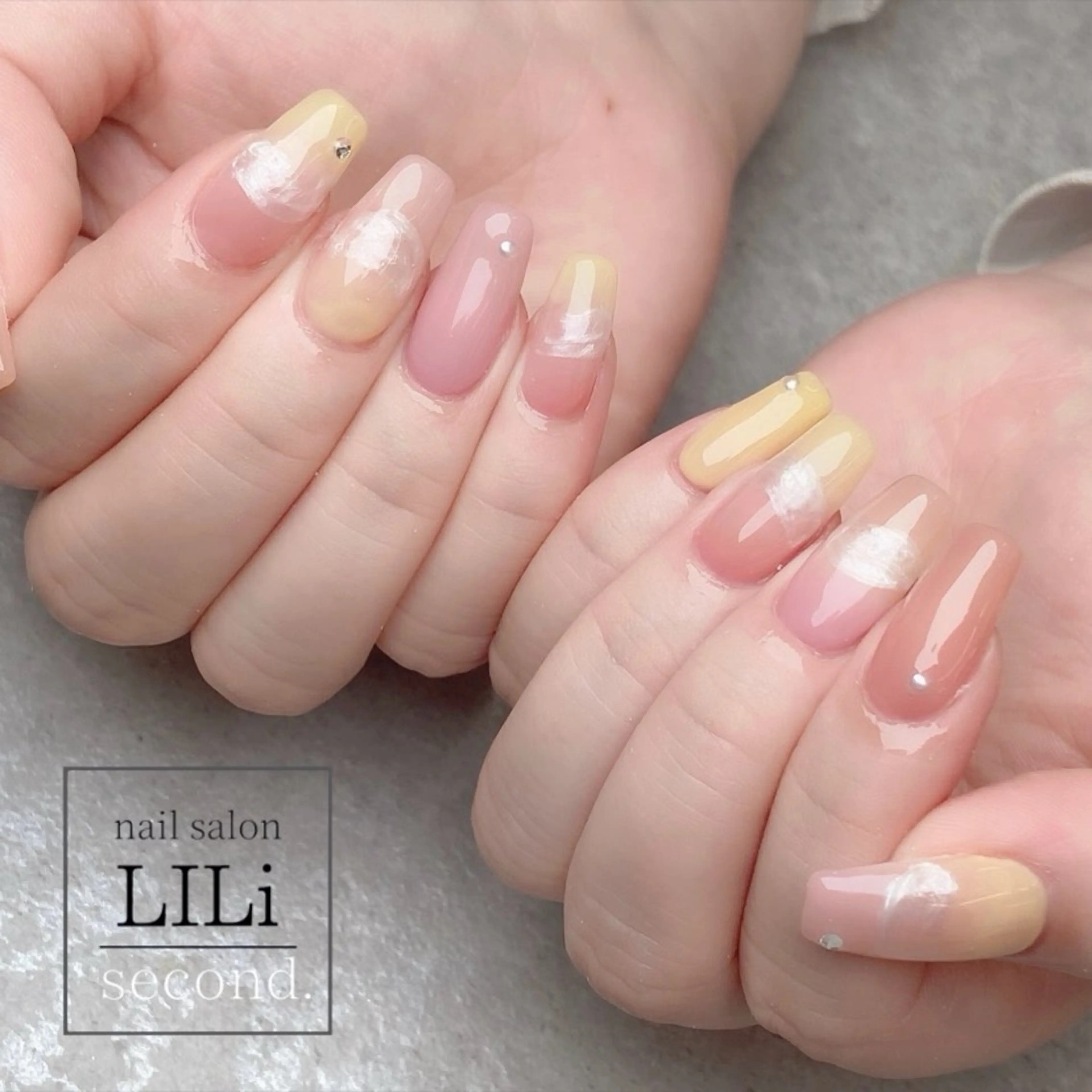 ネイル ハンドネイル Ayane 🫧のネイルデザイン