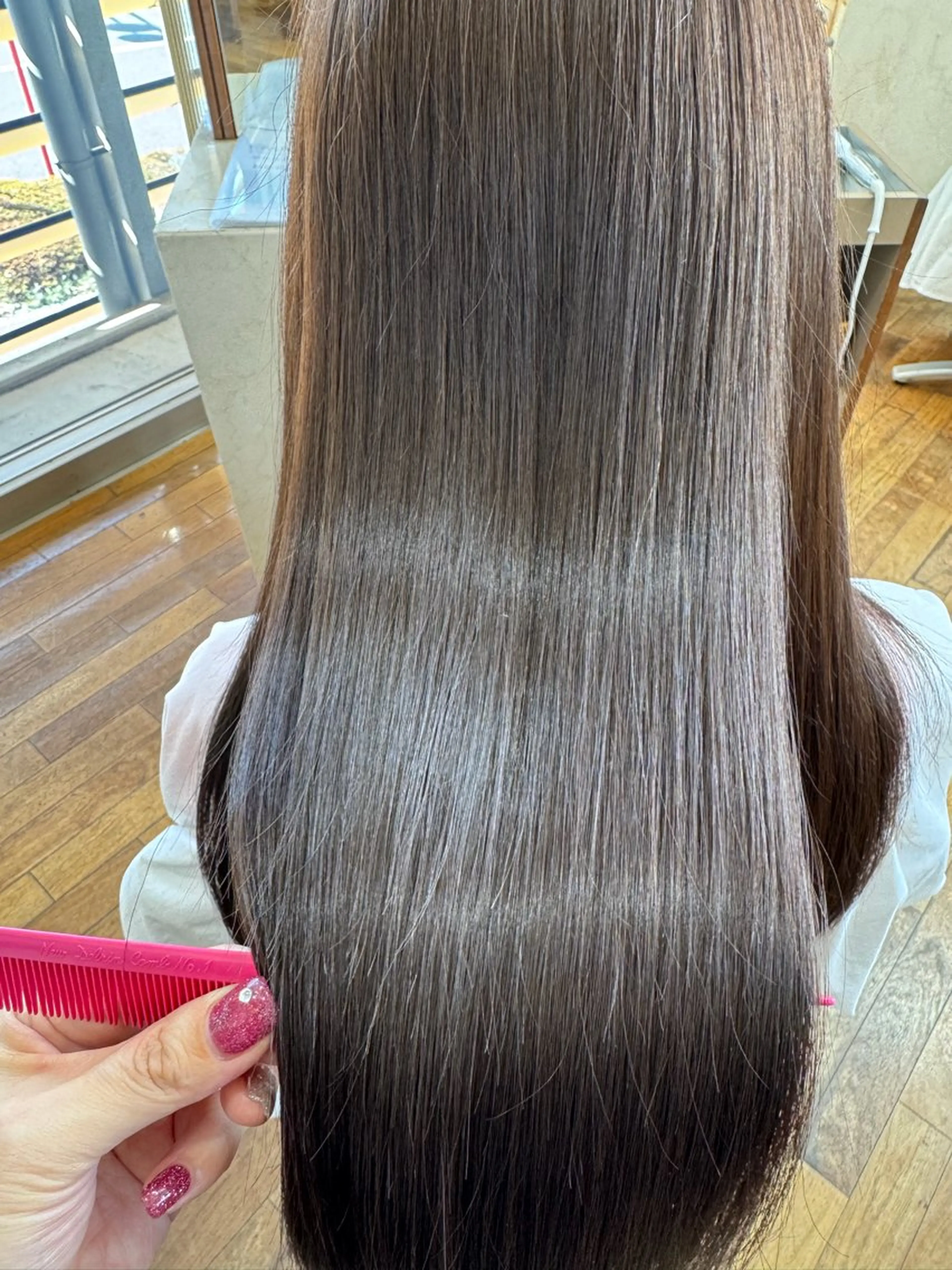 ロング 小平 琳のヘアスタイル