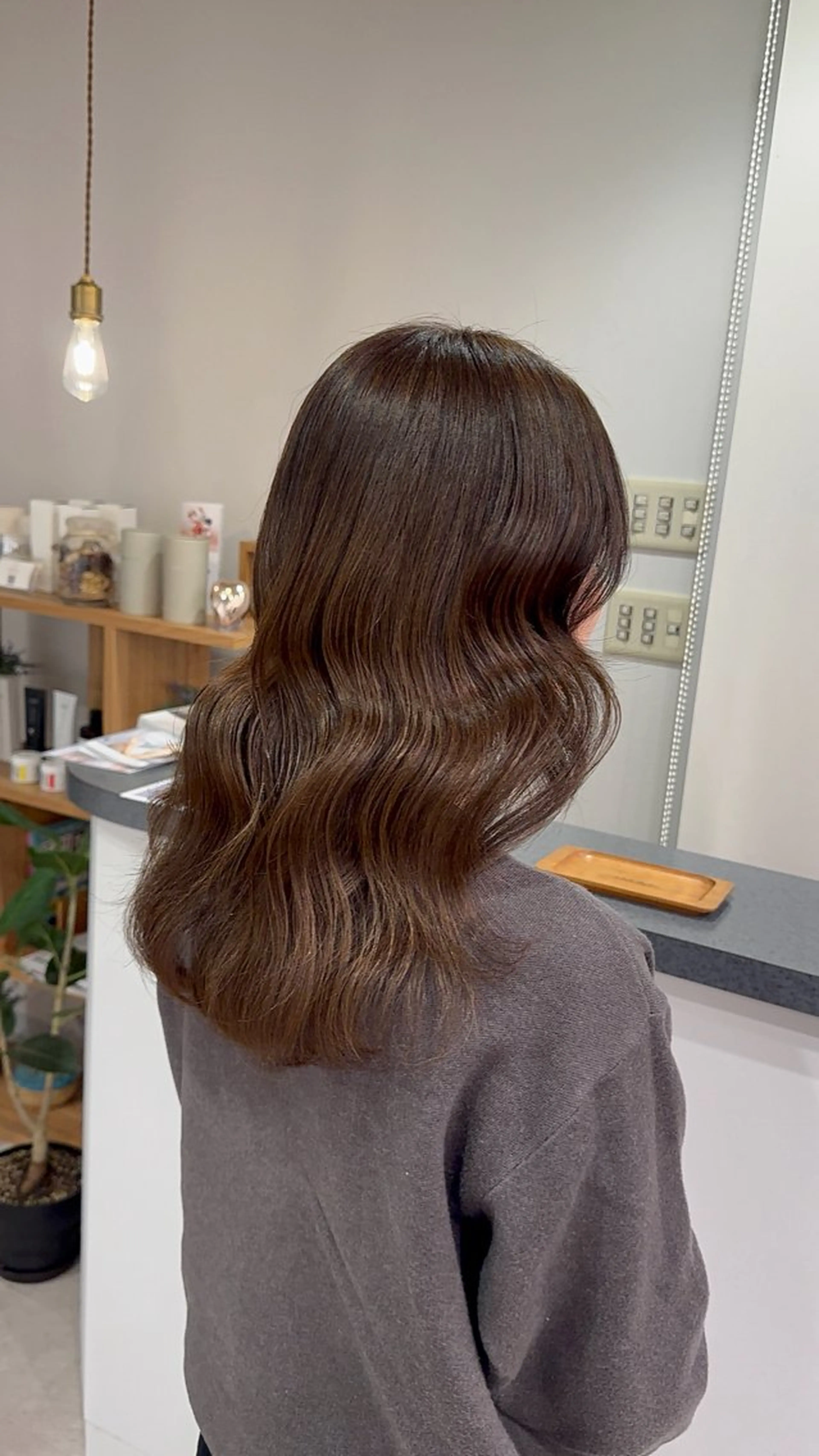 ミディアム カラー ベージュカラー ヘアカラー yu riのヘアスタイル