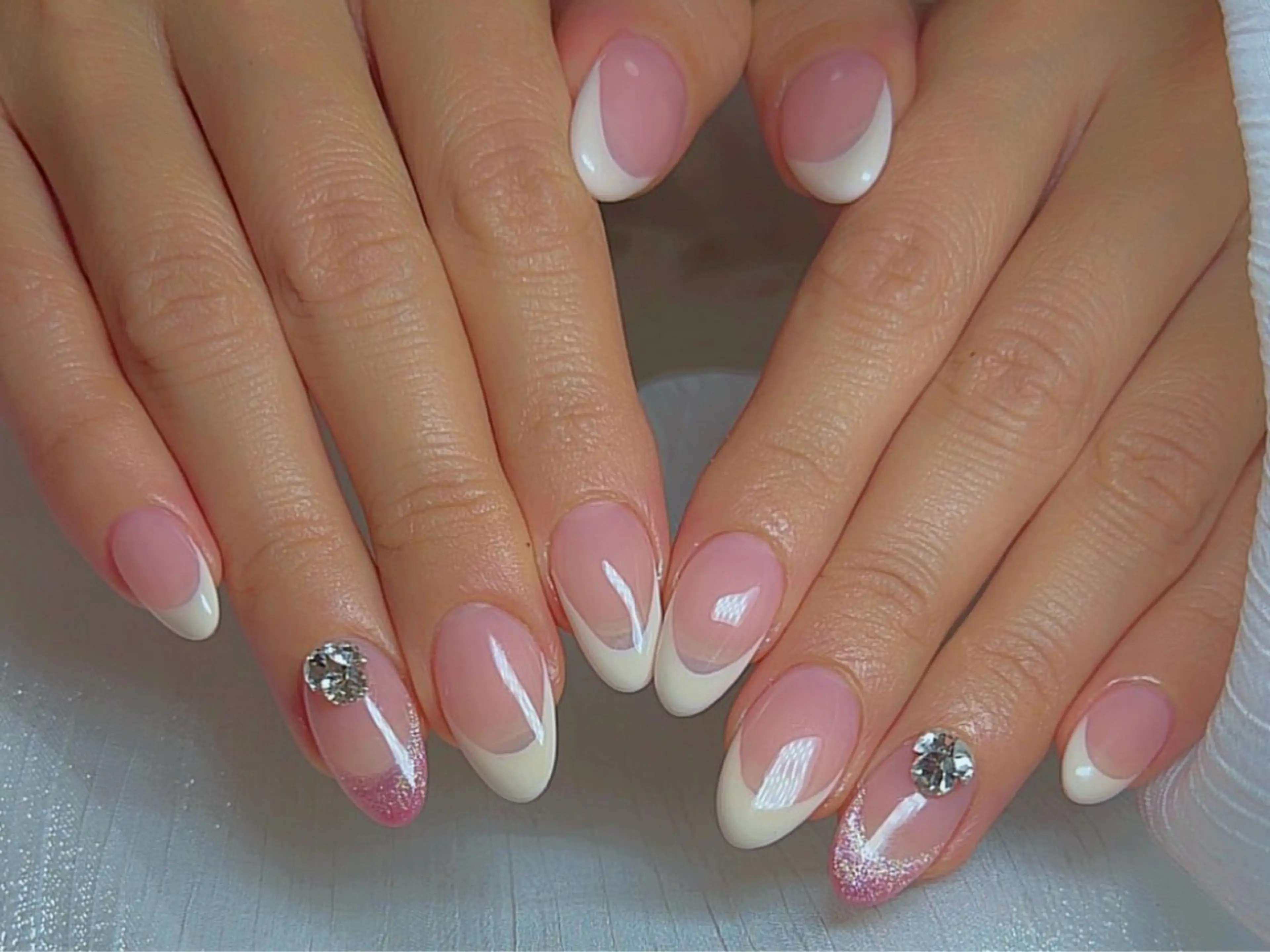ネイル Moons nail 💅✨のネイルデザイン