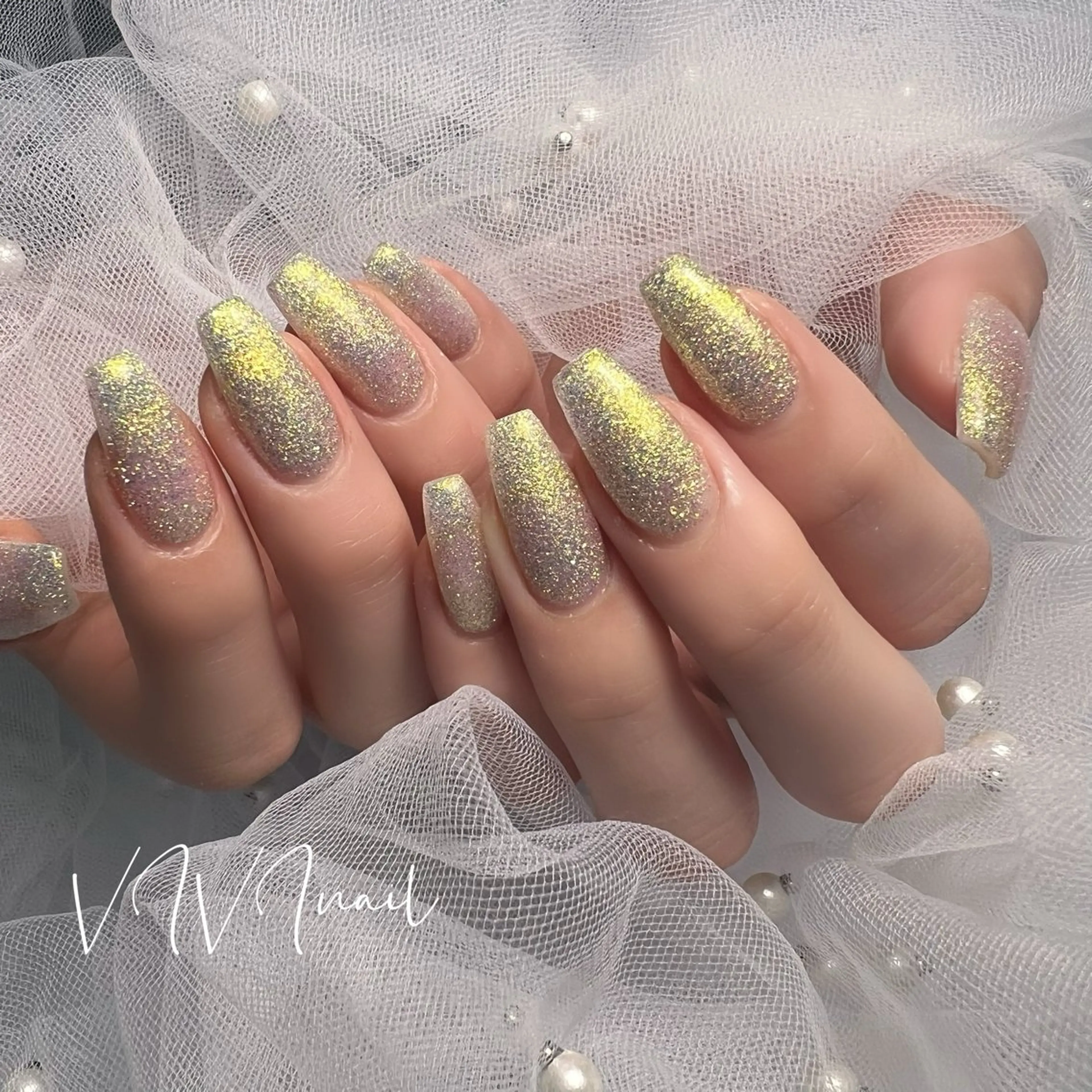 ネイル オーロラネイル キラキラネイル ラメ(グリッター) ハンドネイル vivi nailのネイルデザイン