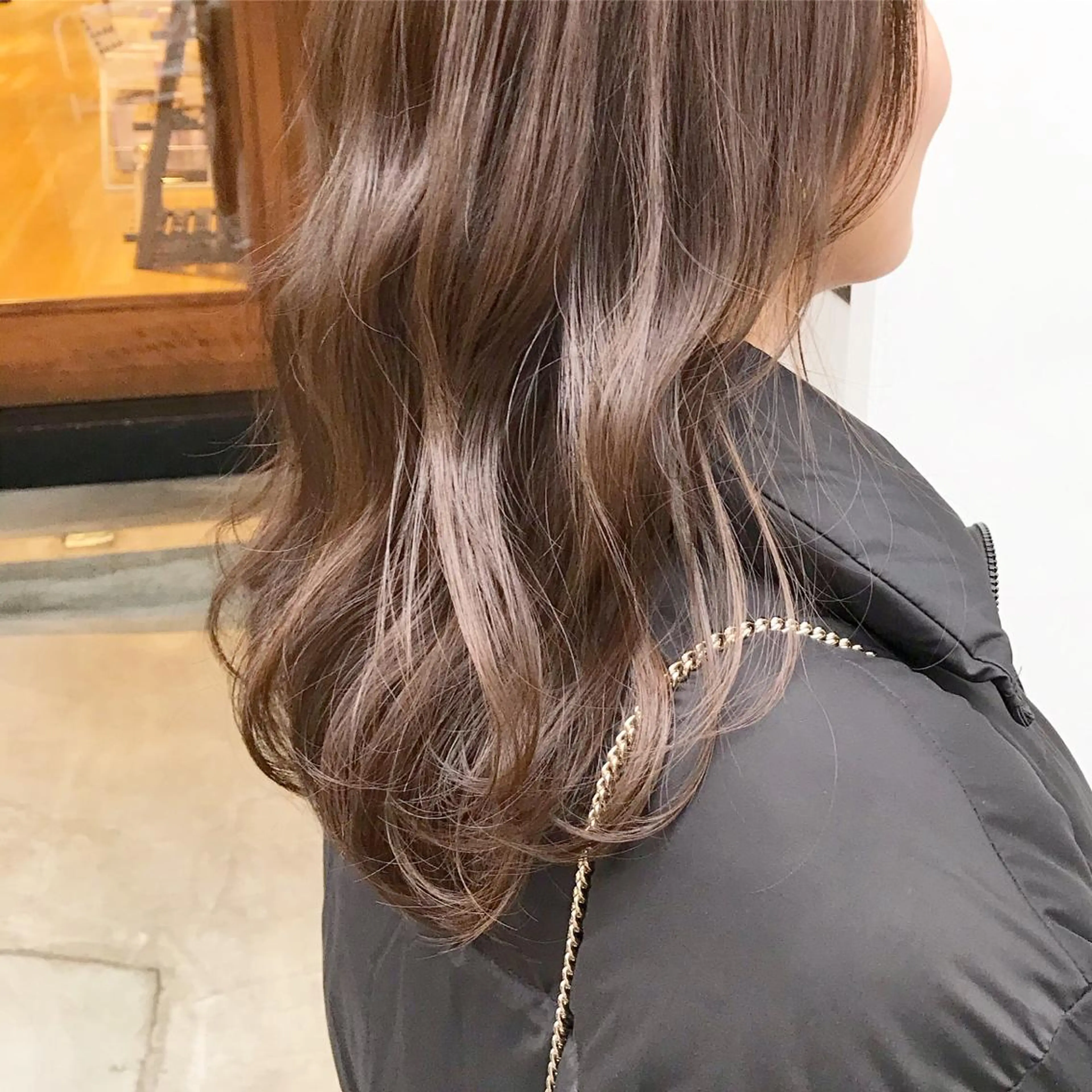 セミロング カラー ヘアアレンジ ベージュカラー 透明感カラー Satsuki ✂︎♡のヘアスタイル