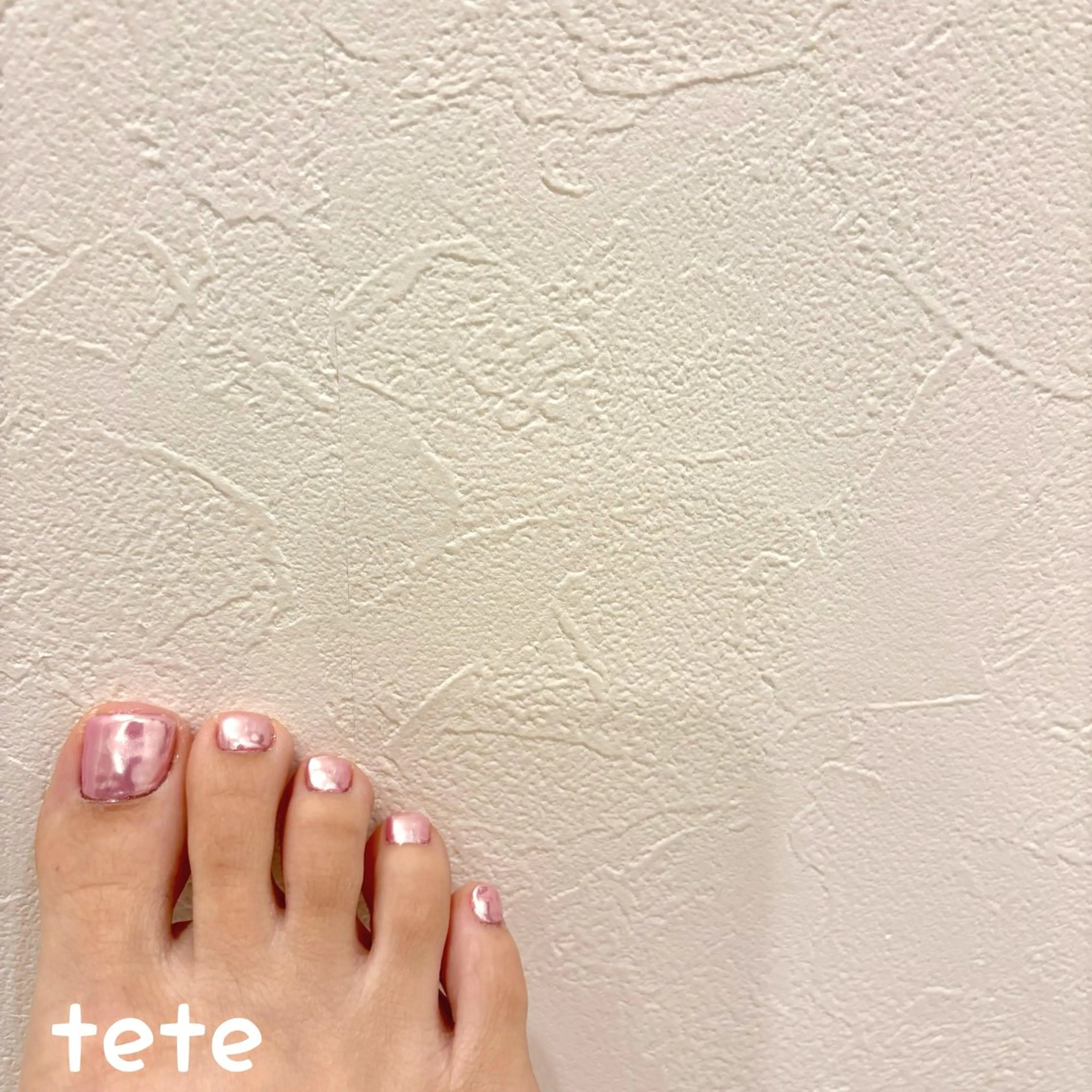 ネイル ミラーネイル ピンク tete __のネイルデザイン