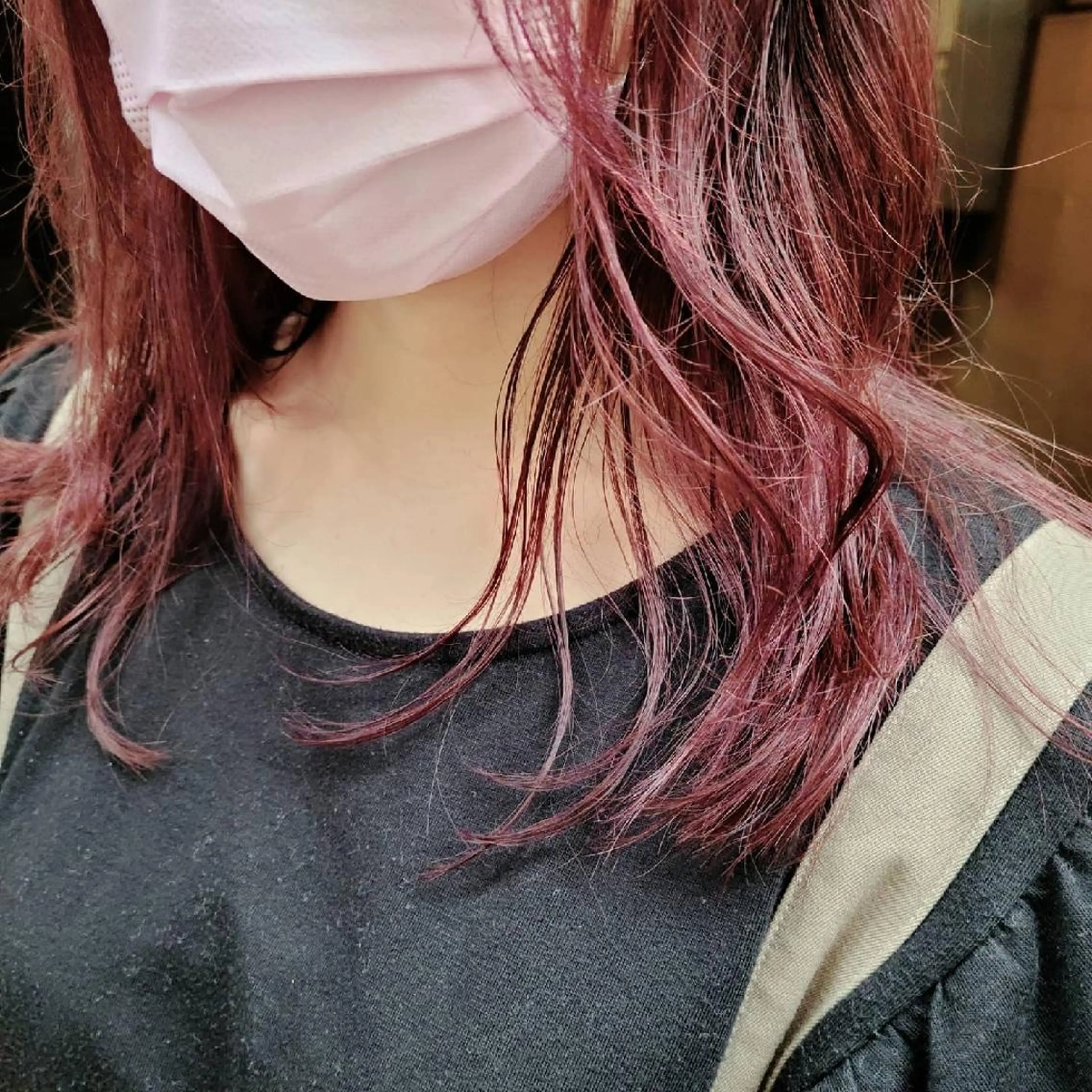 セミロング カラー ブリーチ ブラウンカラー ブリーチなしカラー ピンクカラー [Lil by  JIL BLAN]所属・田中 孝征のヘアスタイル