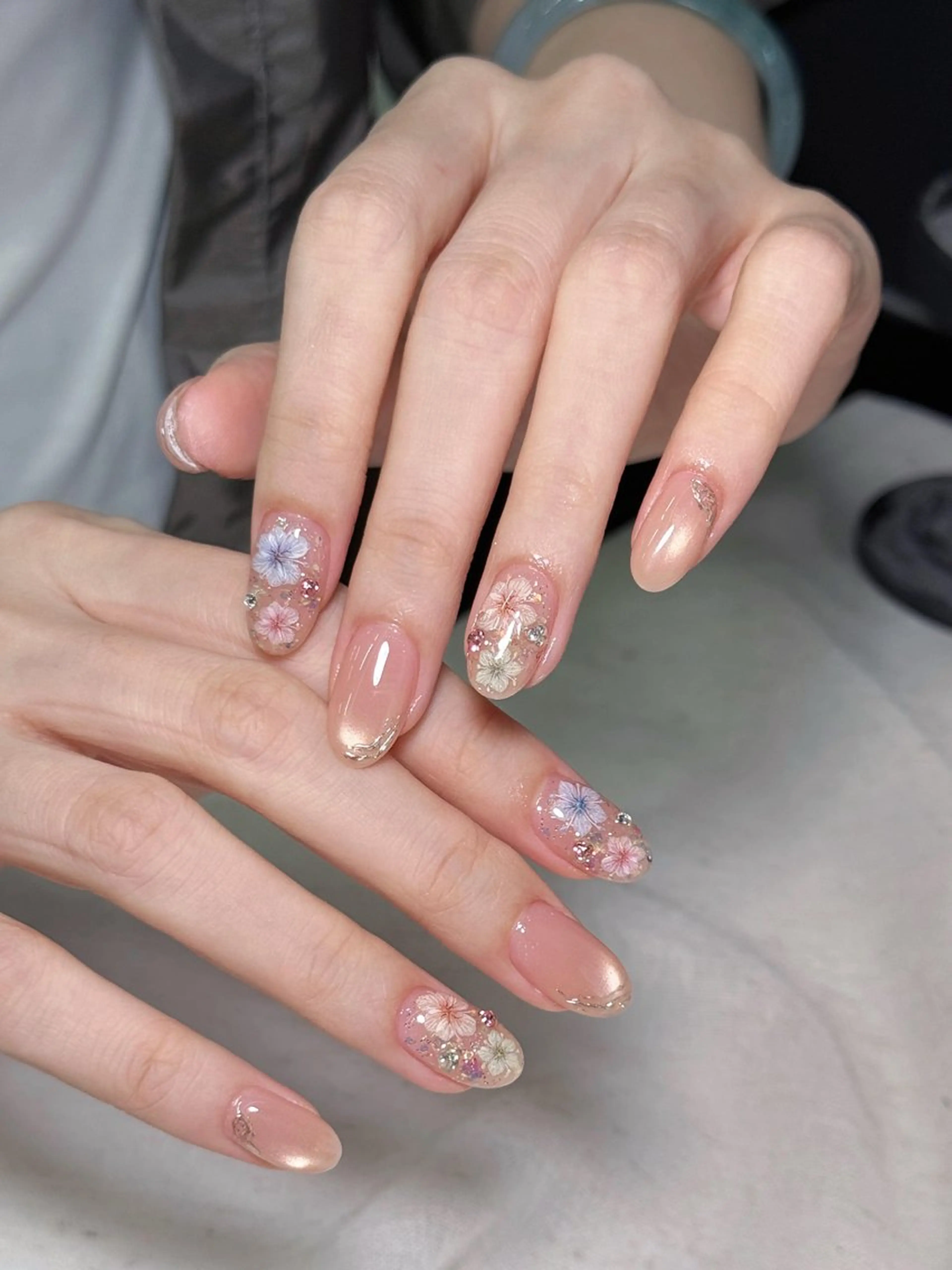 ネイル カク レイシンのネイルデザイン