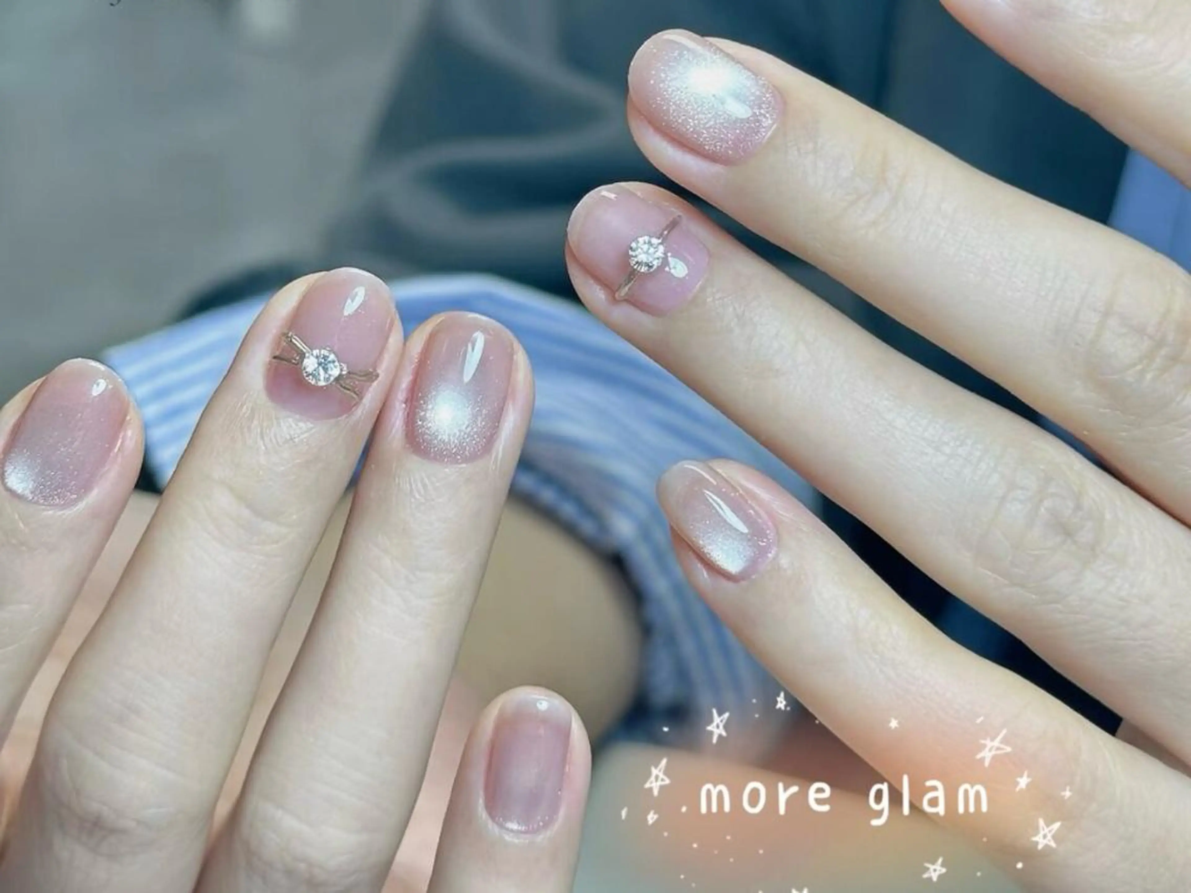 ネイル 長さ出し フットネイル フレンチネイル ジェルネイル ガラスフレンチ MoreGlam Nailsのネイルデザイン