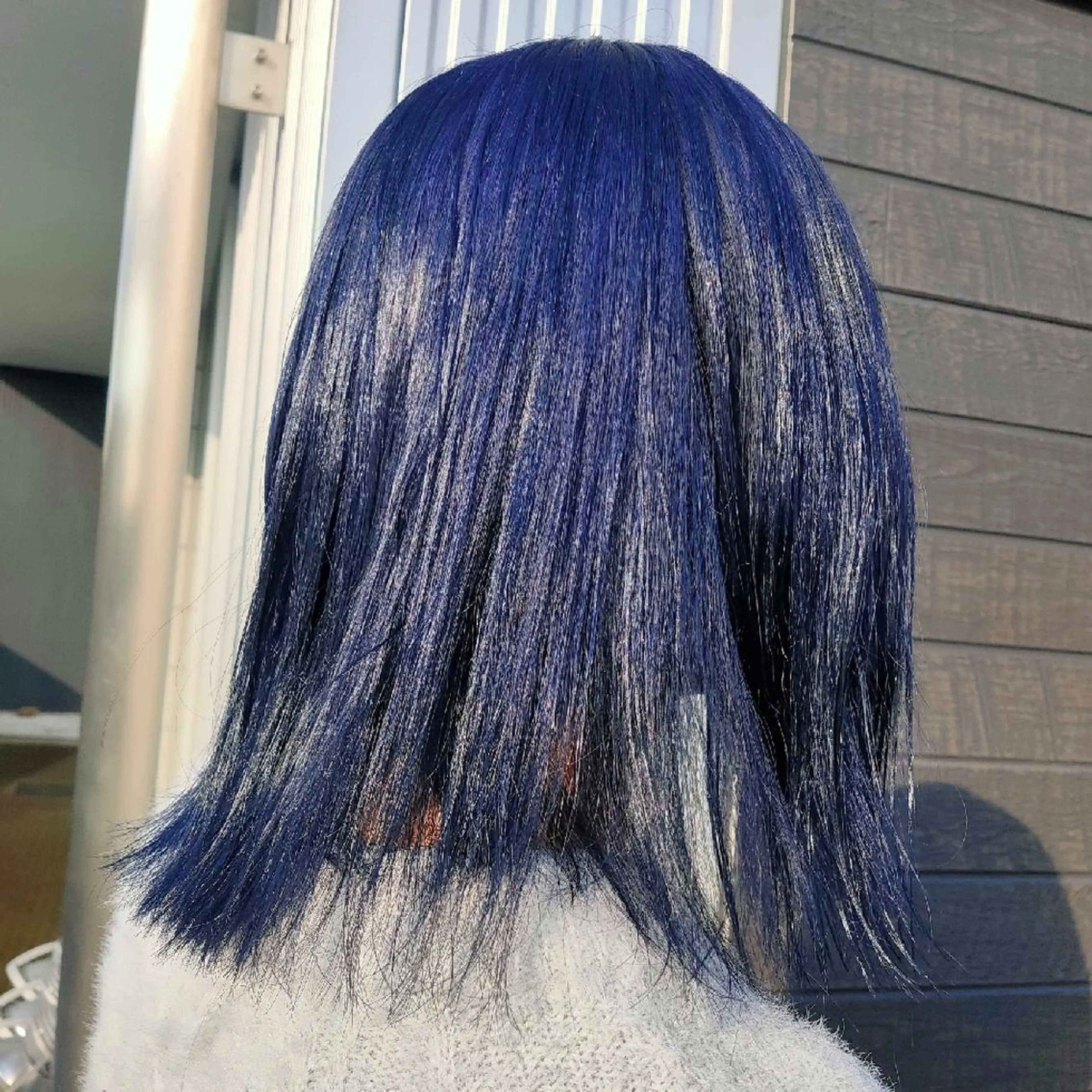 カラー ブルーカラー ネイビーカラー 石川 菜摘のヘアスタイル