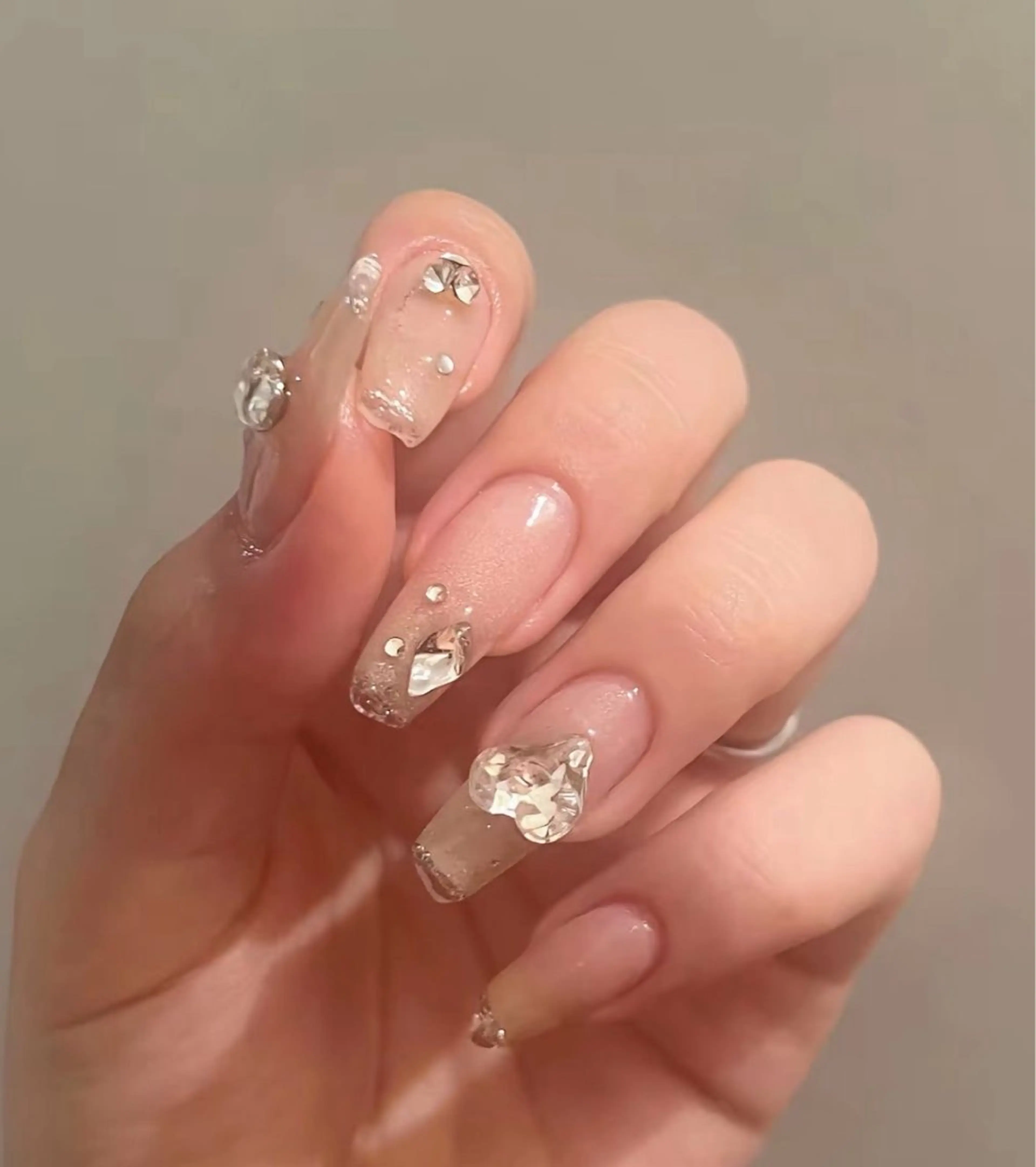 ネイル フレンチネイル グラデーション 韓国ネイル マグネットネイル ミラーネイル ハンドネイル viet phe所属・Vp ネイルのネイルデザイン