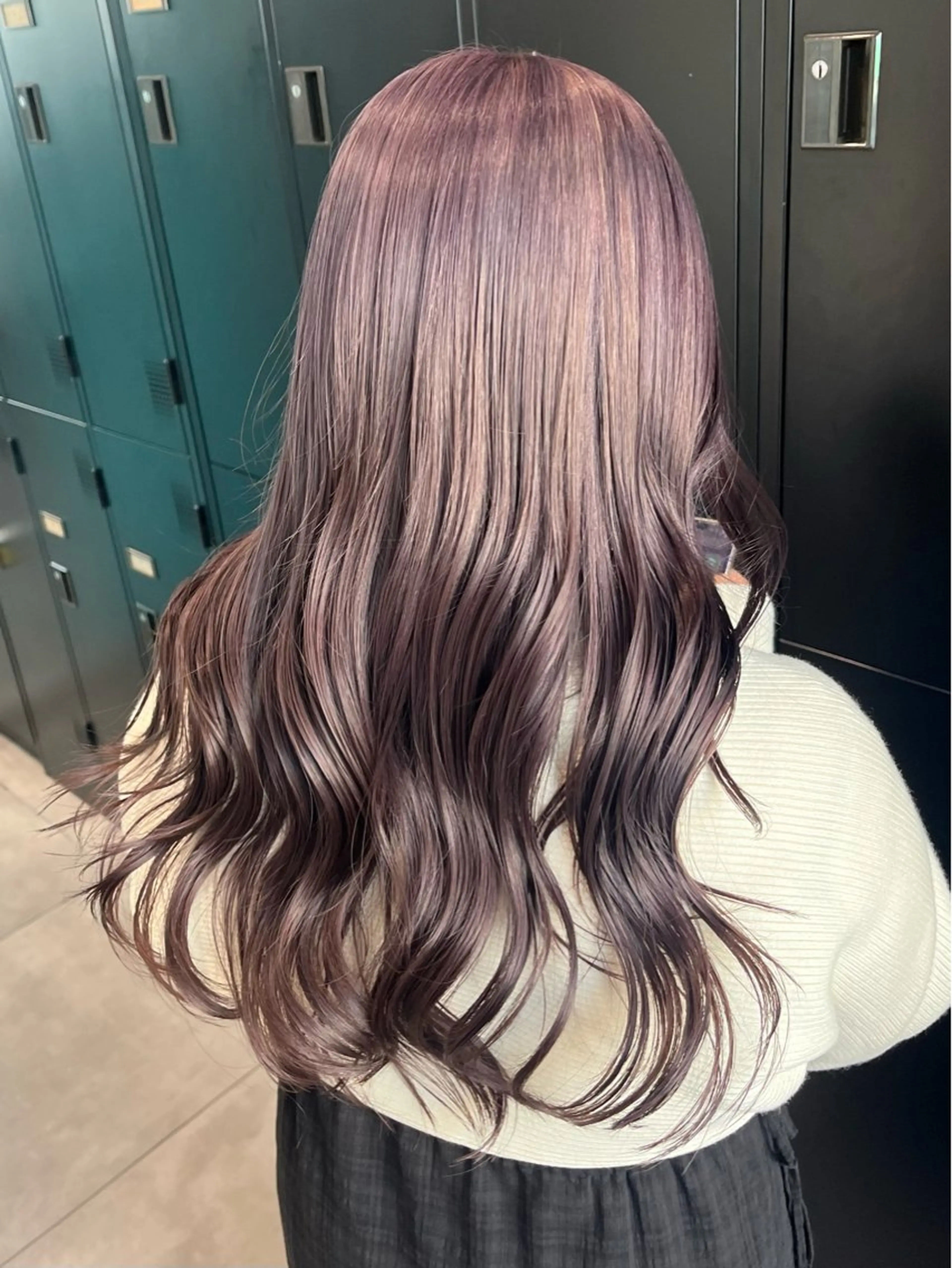 ロング カラー ブリーチ ダブルカラー イルミナカラー ブリーチなしカラー ボブ カット ヘアカラー トリートメント LUCK 本厚木店のヘアスタイル