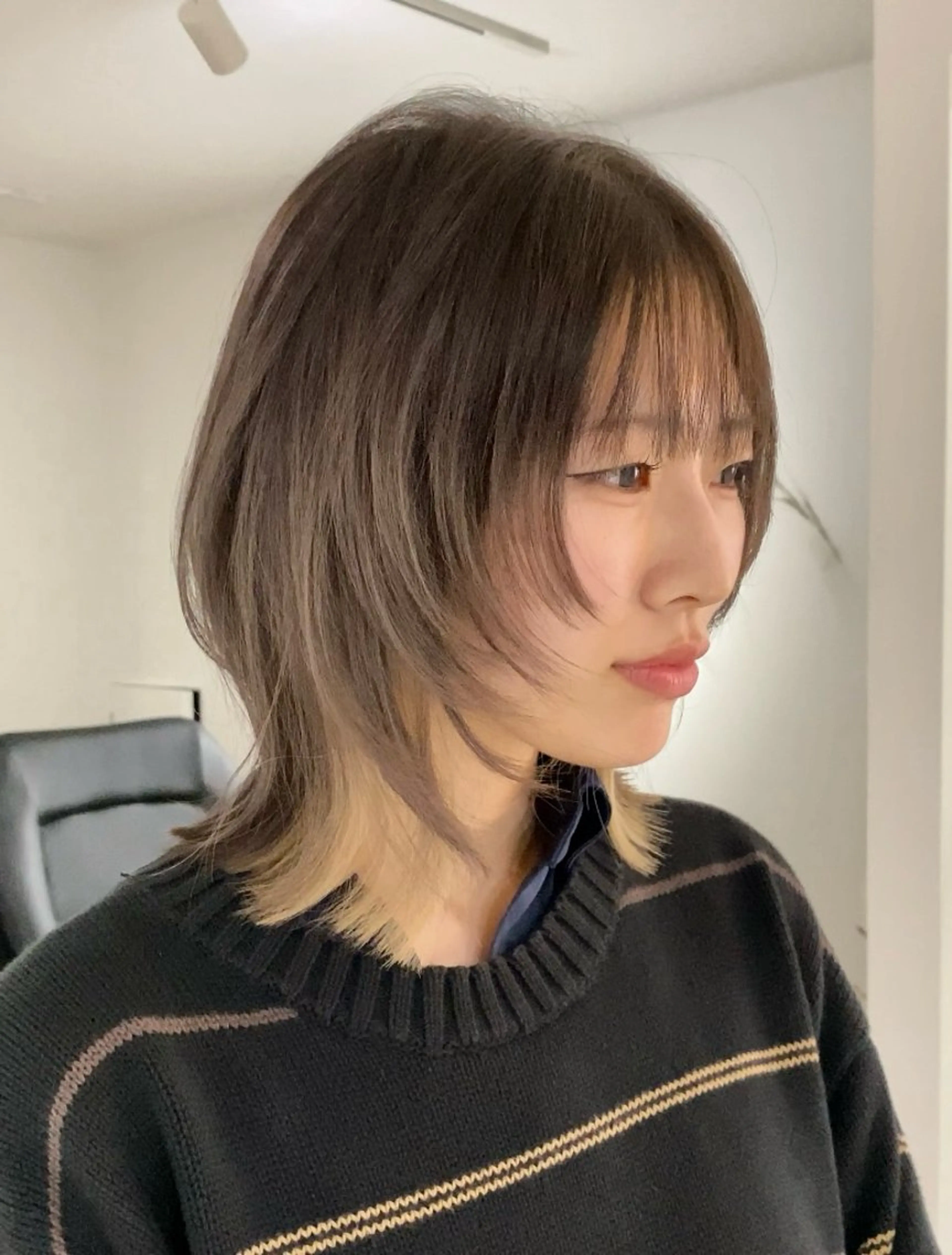 ミディアム レイヤーカット ウルフカット 鳴海 稜真のヘアスタイル