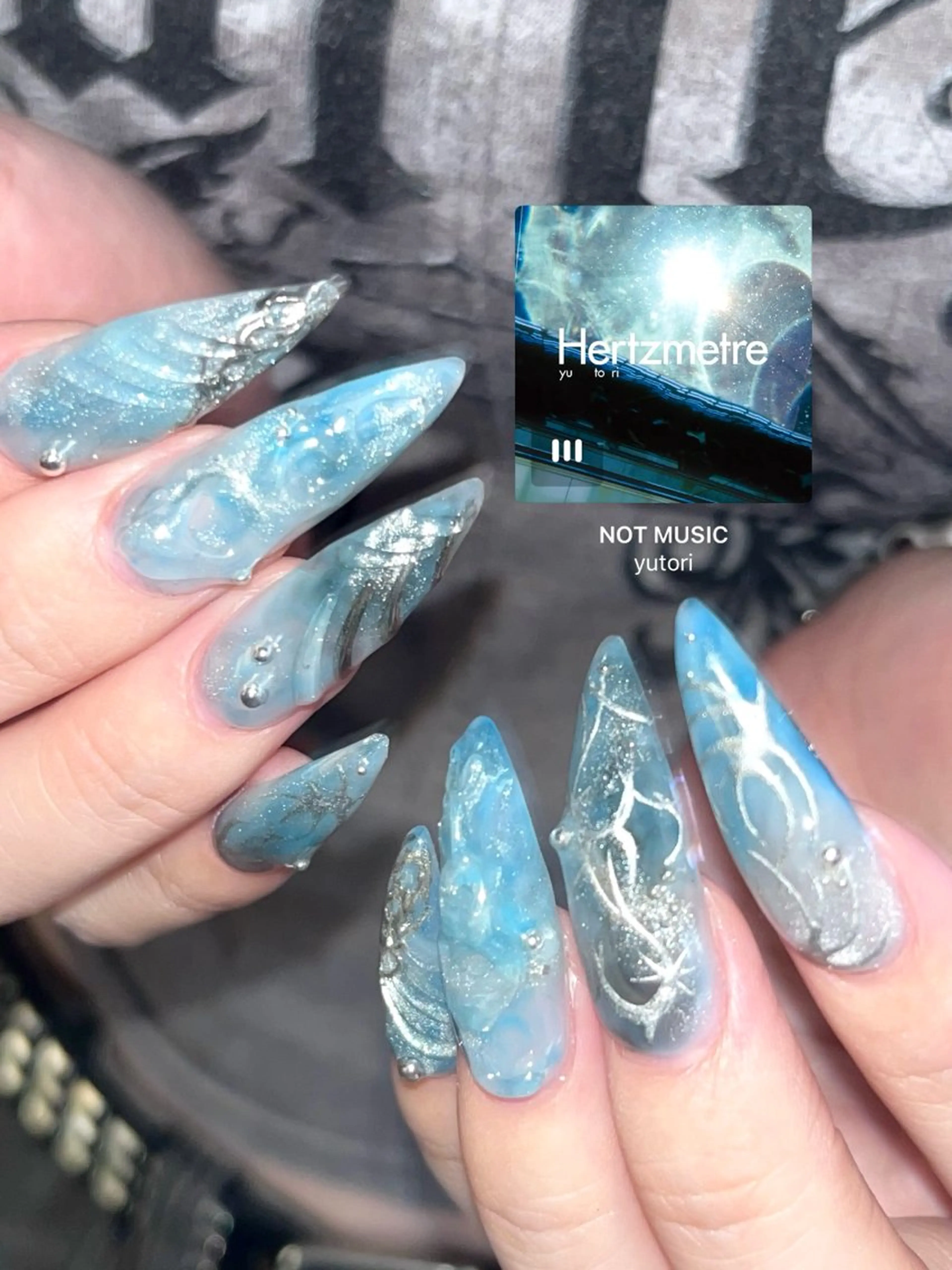 ネイル ハンドネイル moca心斎橋店 Aina🐈‍⬛🤍のネイルデザイン